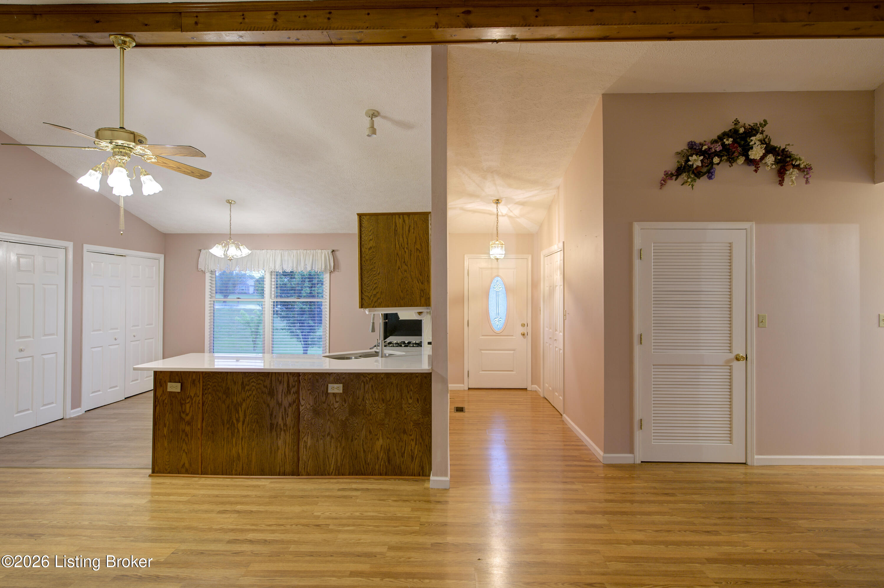 25 Valleyview Dr Property Photo 8
