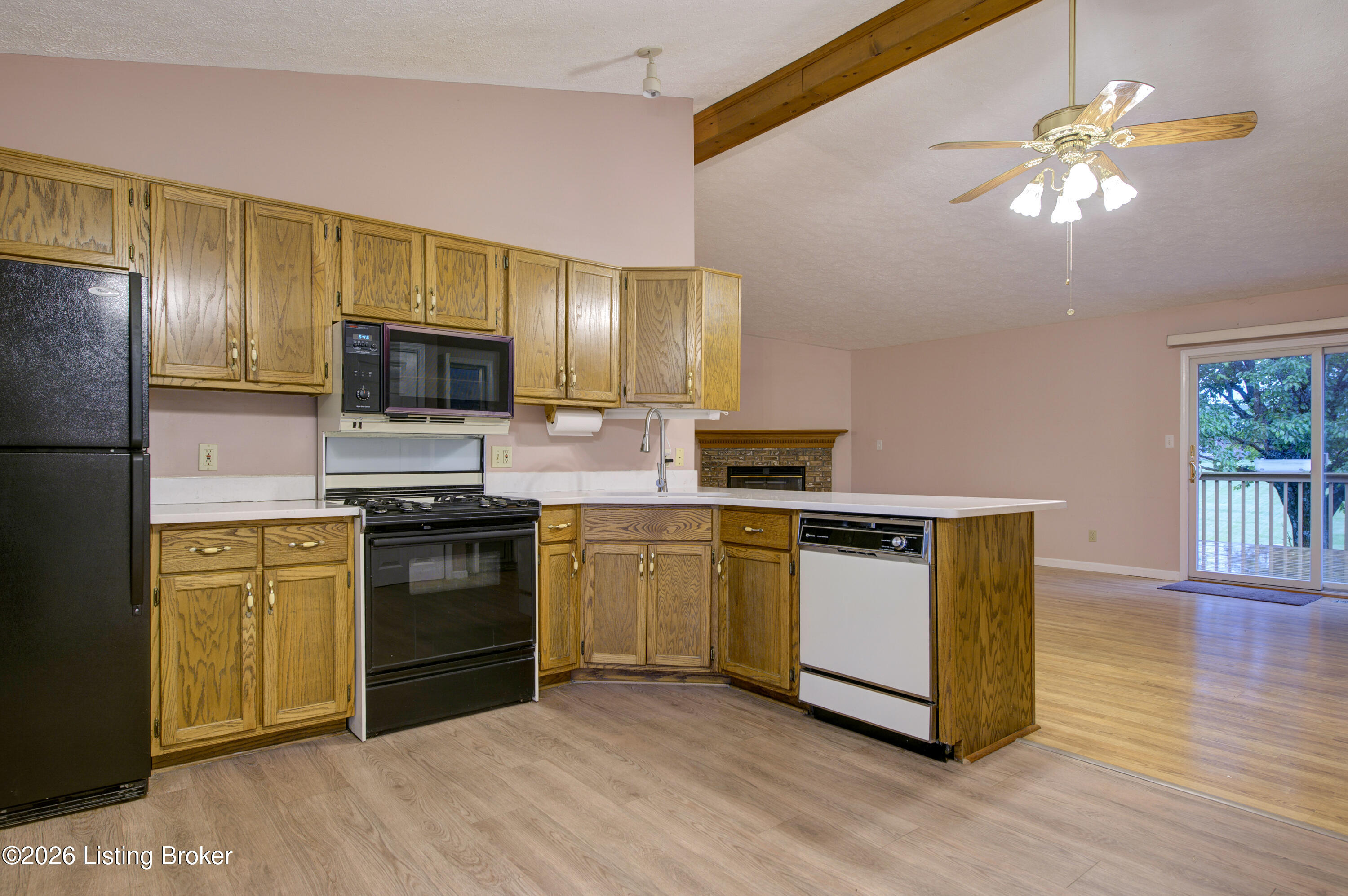 25 Valleyview Dr Property Photo 12