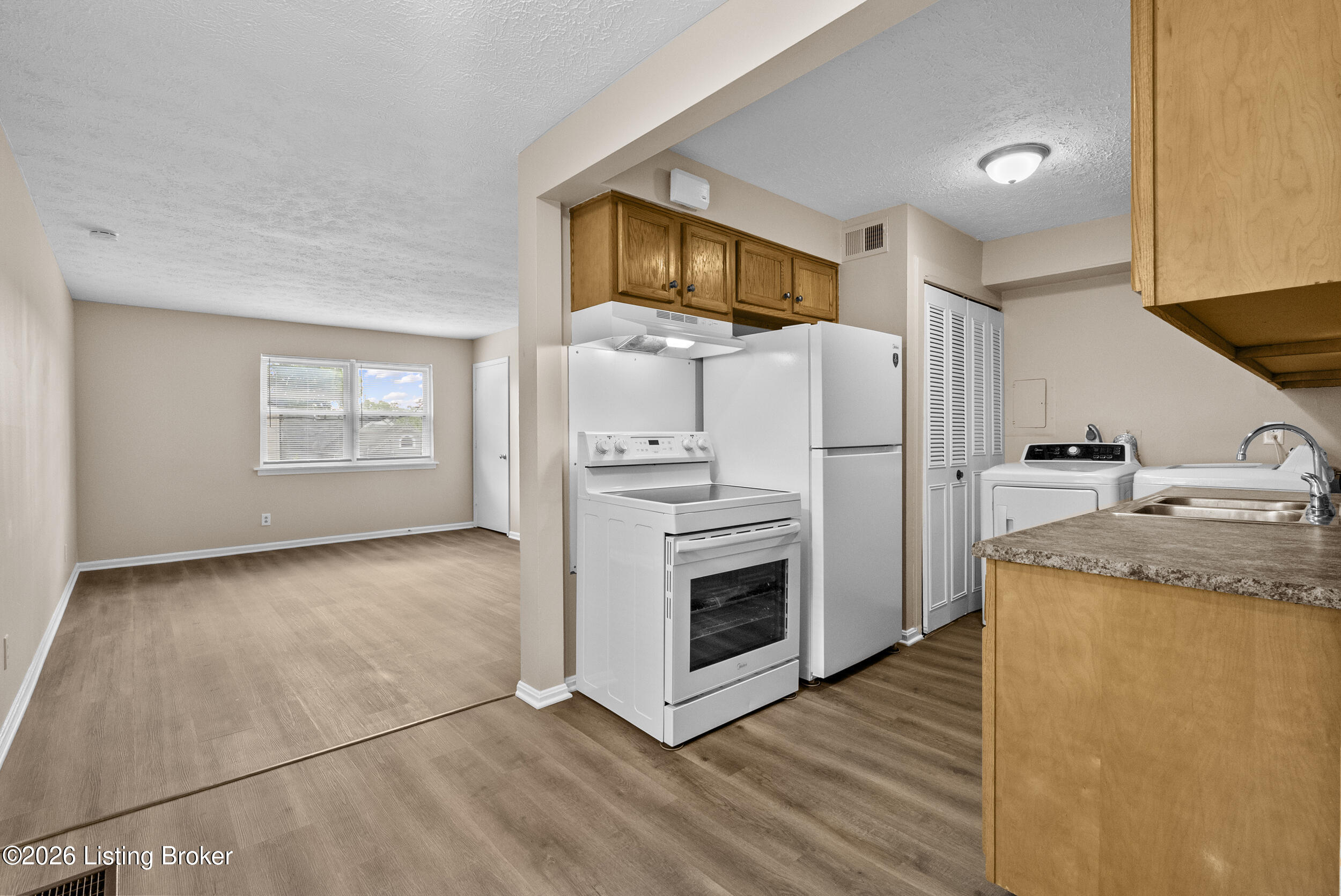 1352 S Preston St Property Photo 15