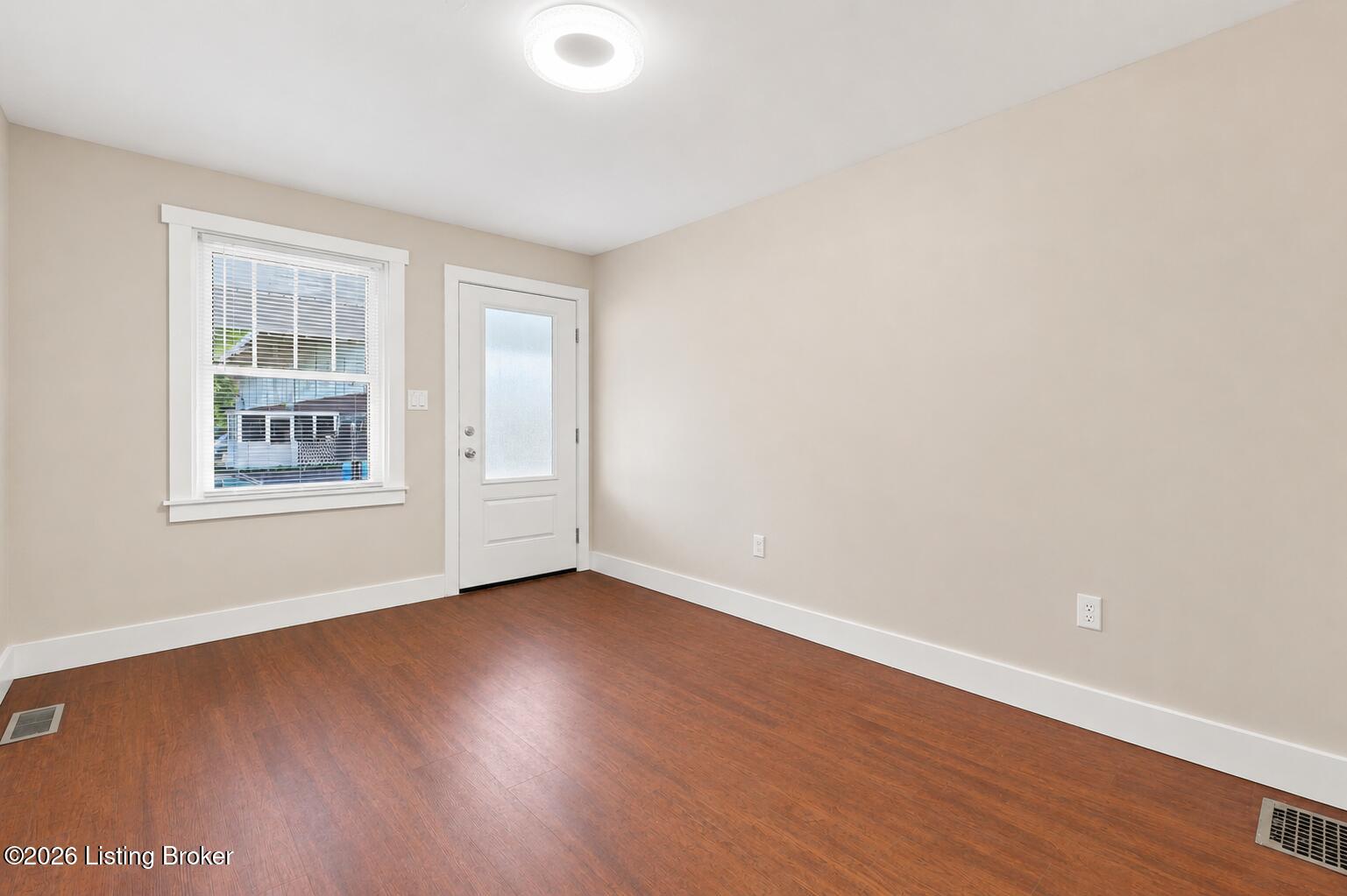 3028 Hale Ave Property Photo 4