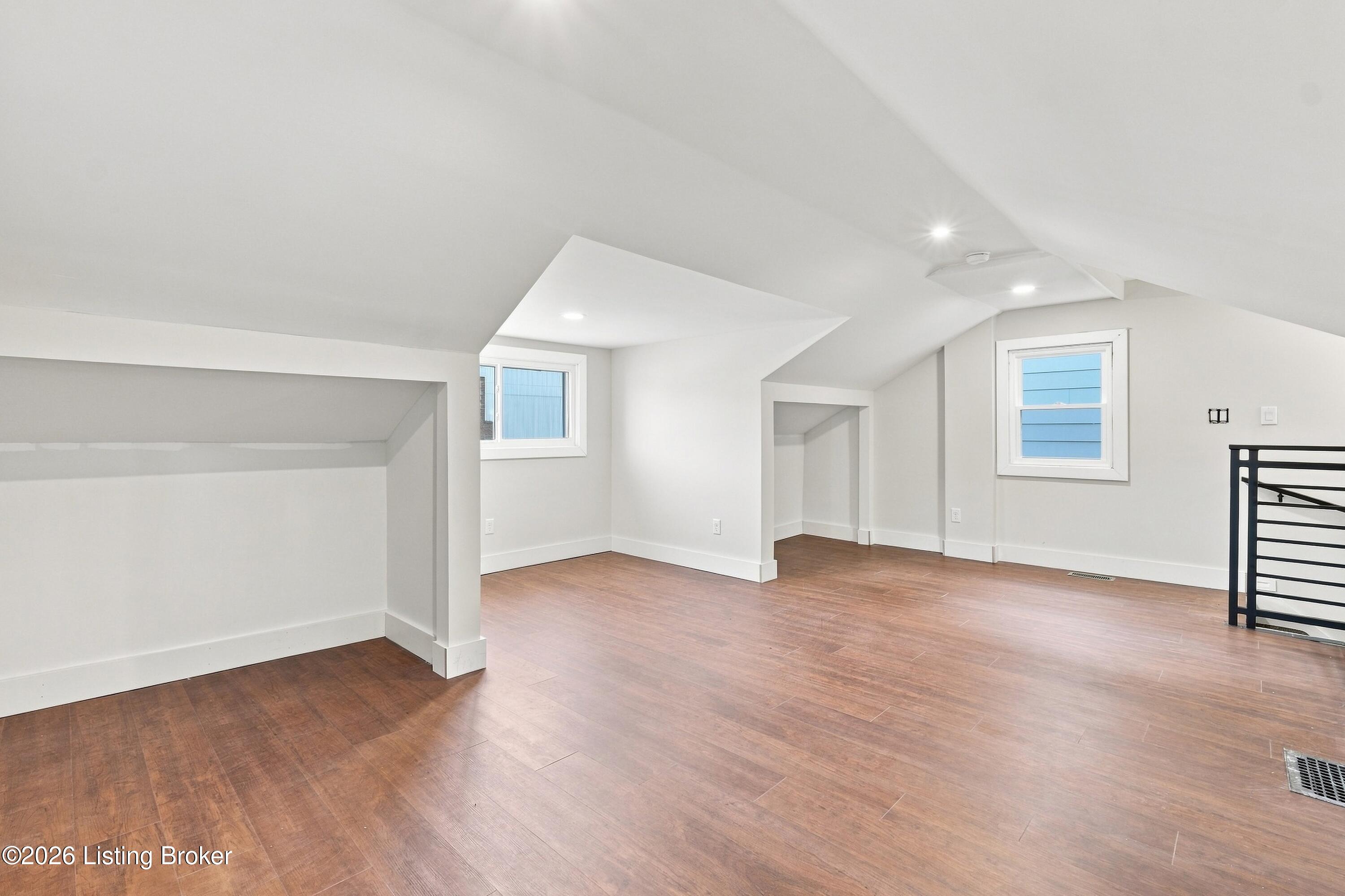 3028 Hale Ave Property Photo 11