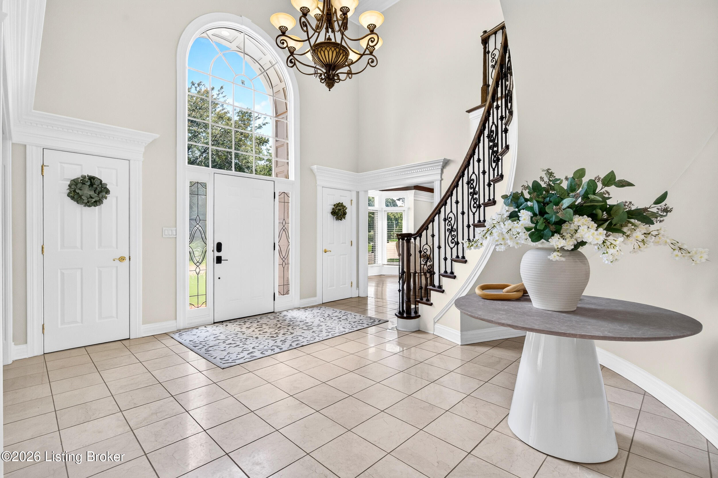 7709 Cedar Ridge Ct Property Photo 3