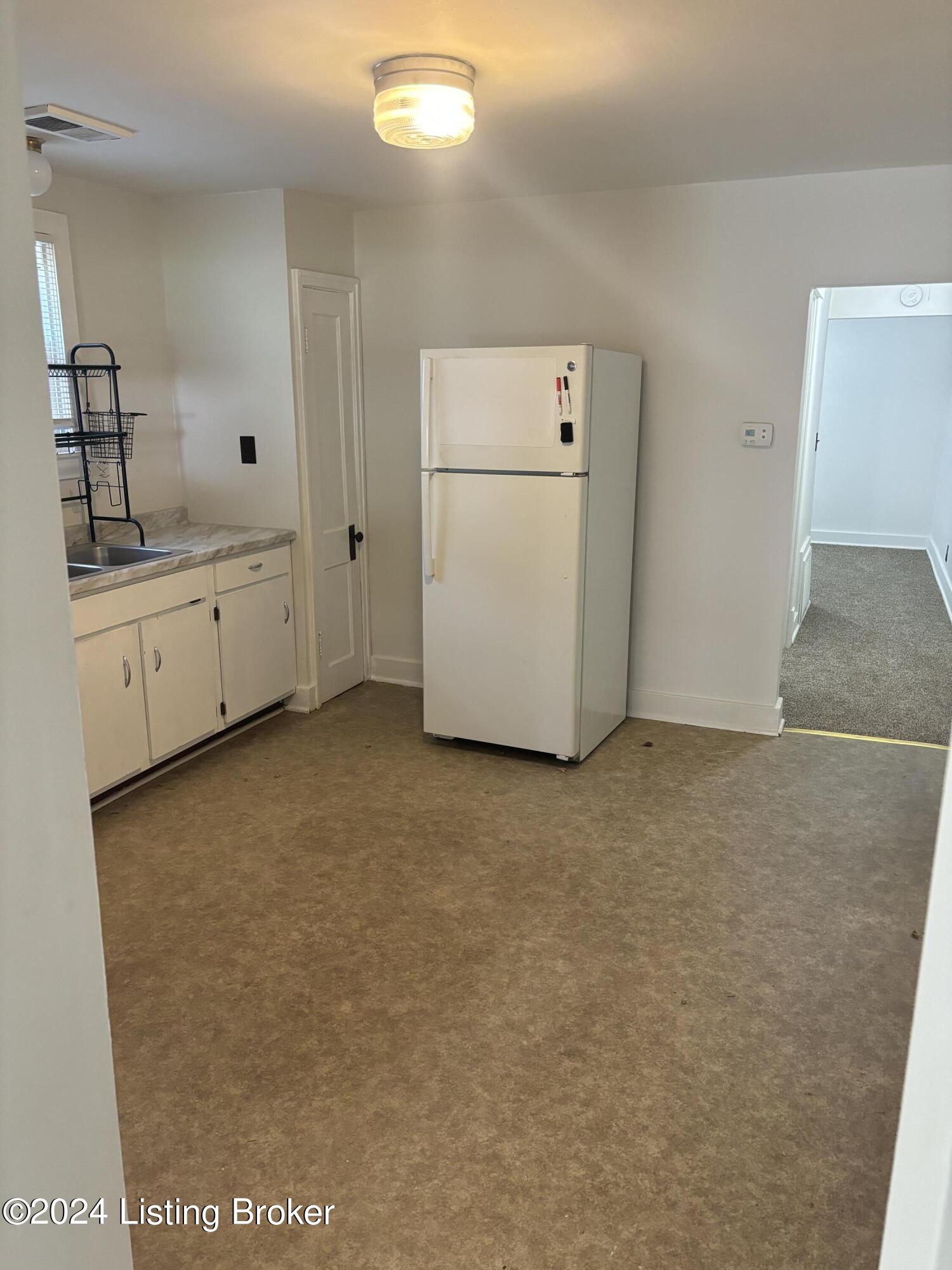 304 S Ewing Ave 1 Property Photo 6