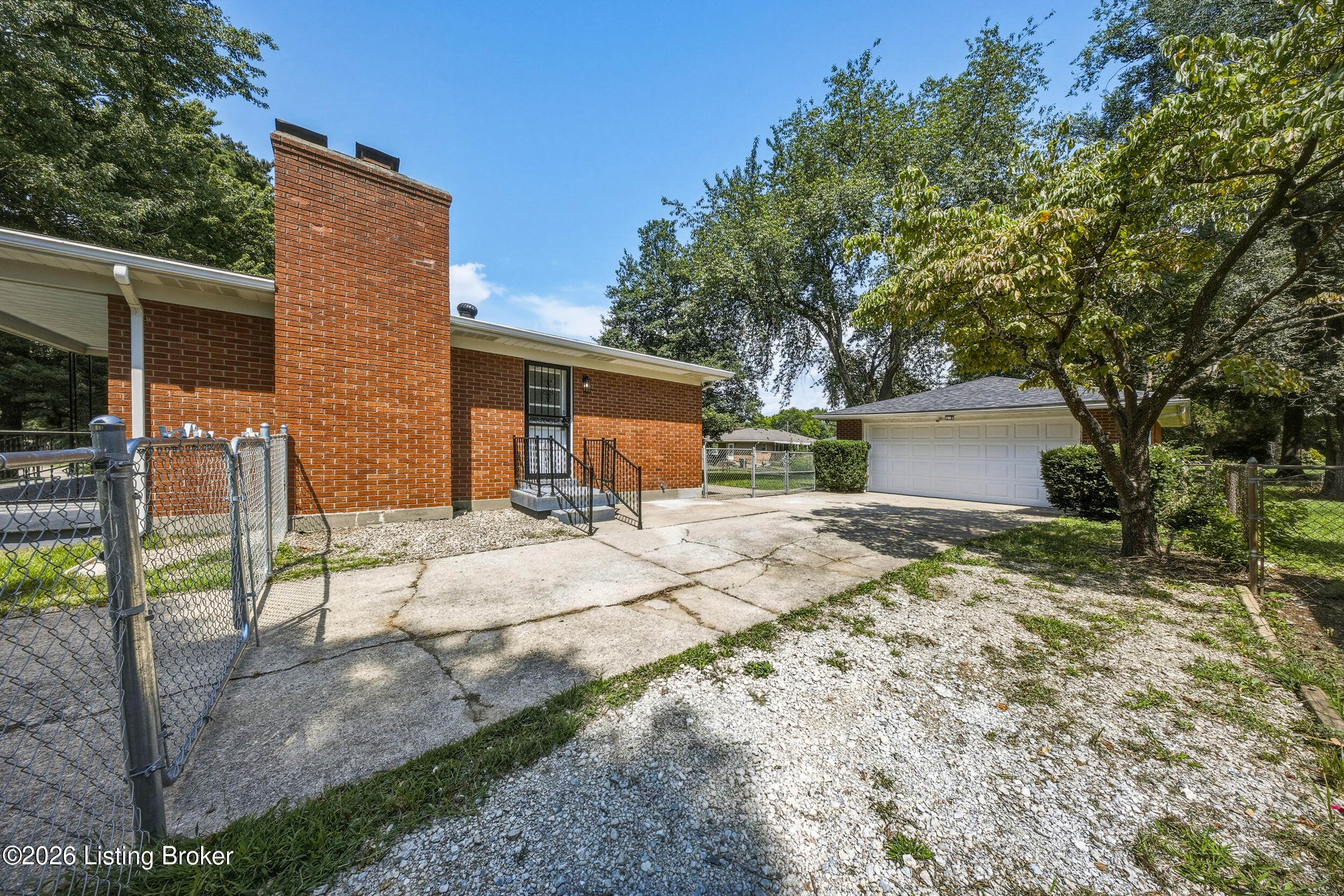 7803 Cedar Brook Dr Property Photo 42