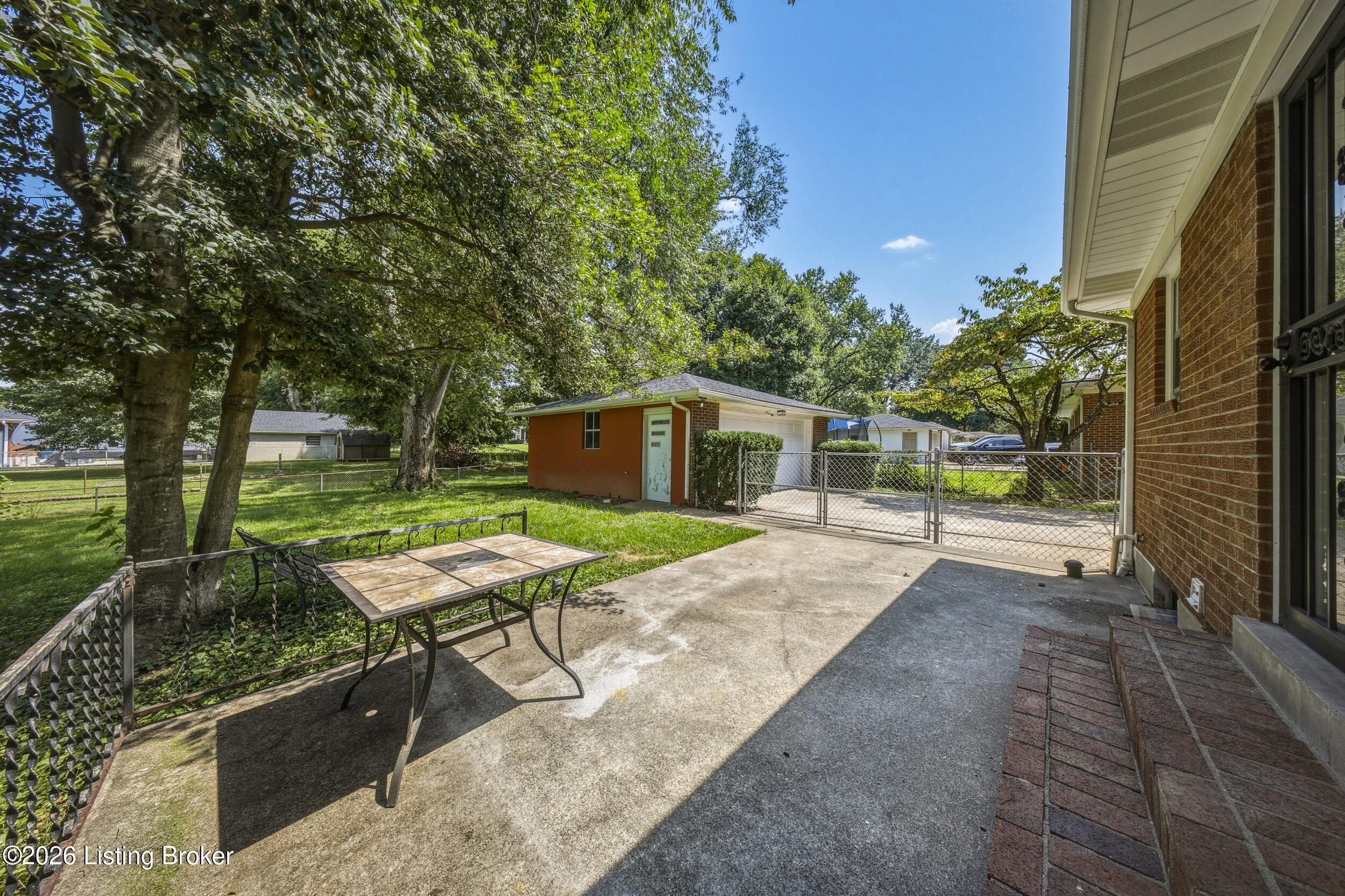 7803 Cedar Brook Dr Property Photo 44