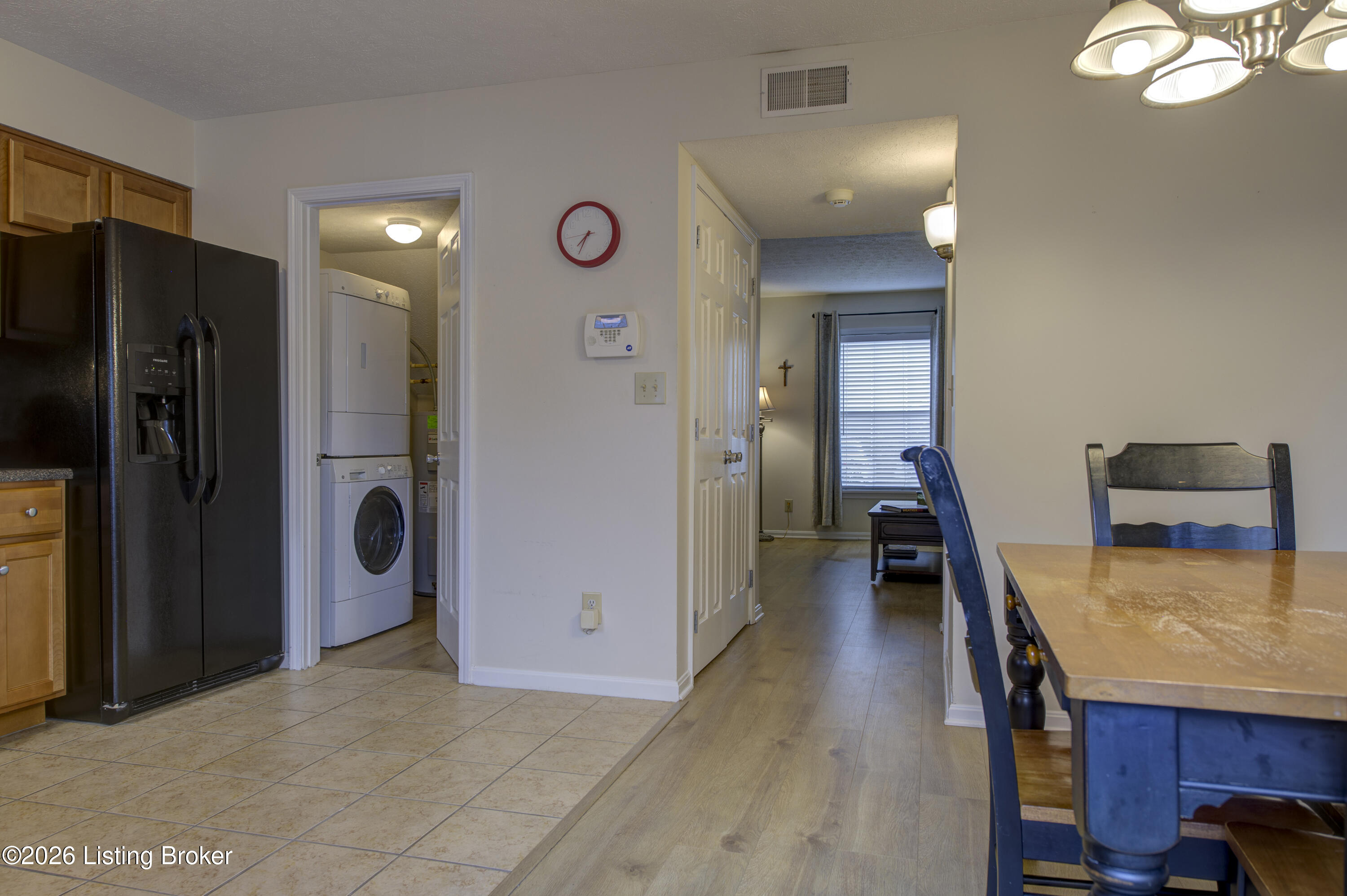 4858 Westport Rd Property Photo 13