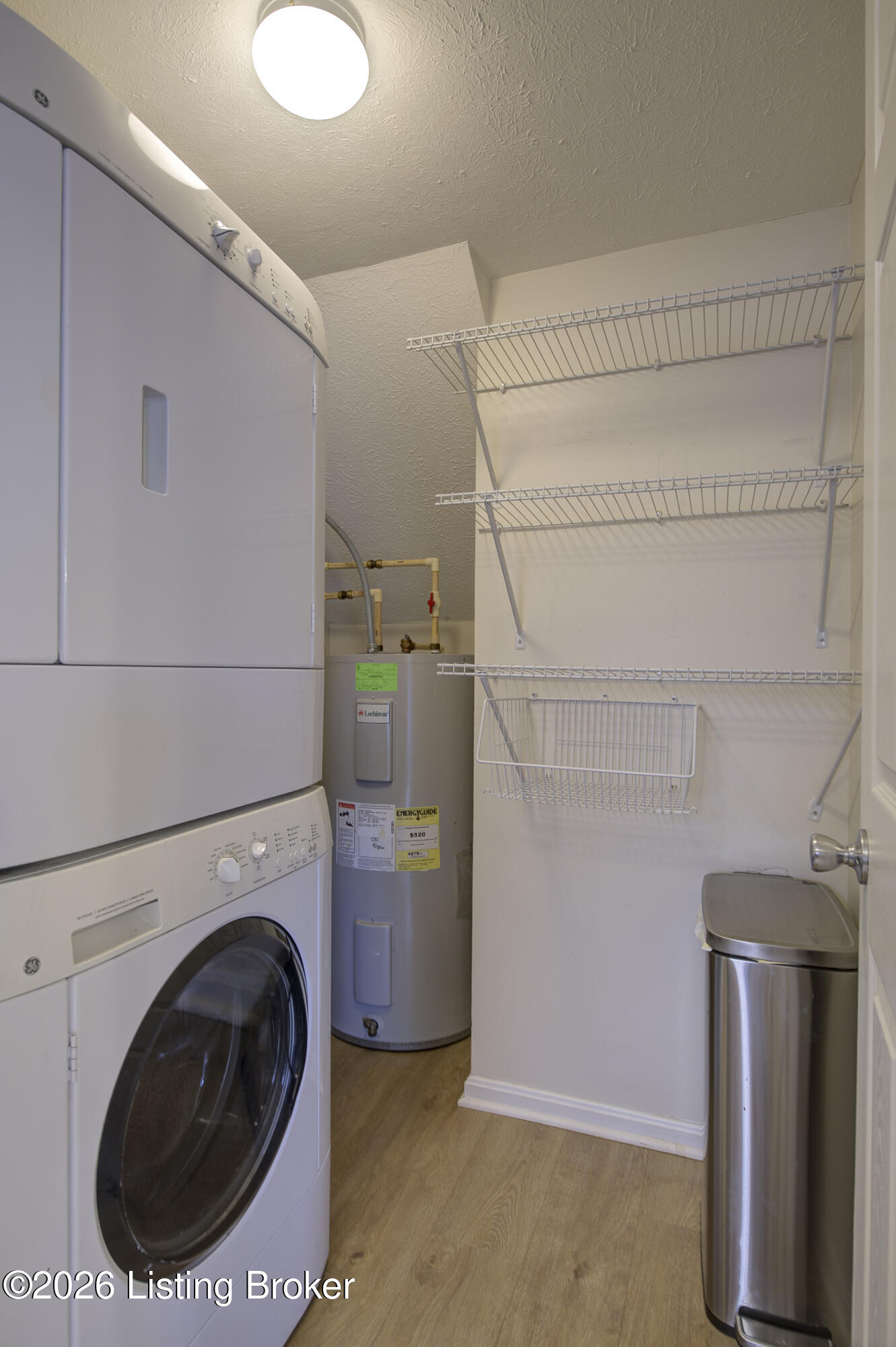 4858 Westport Rd Property Photo 14