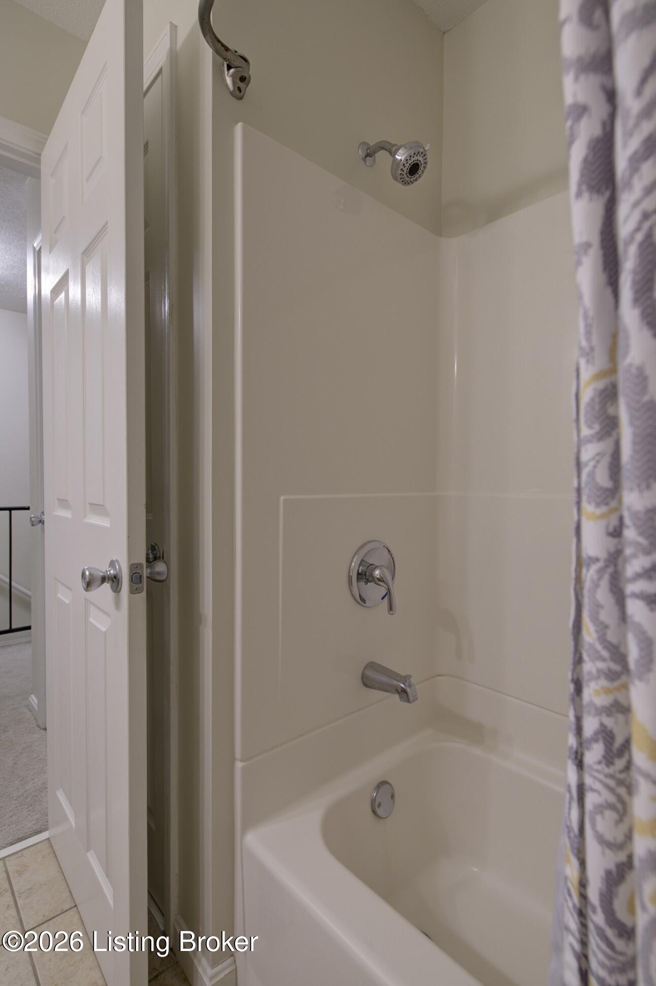 4858 Westport Rd Property Photo 19