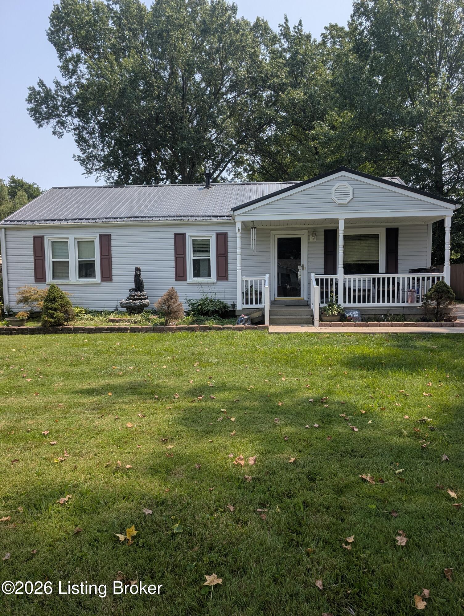 9813 Wilton Dr Property Photo 1
