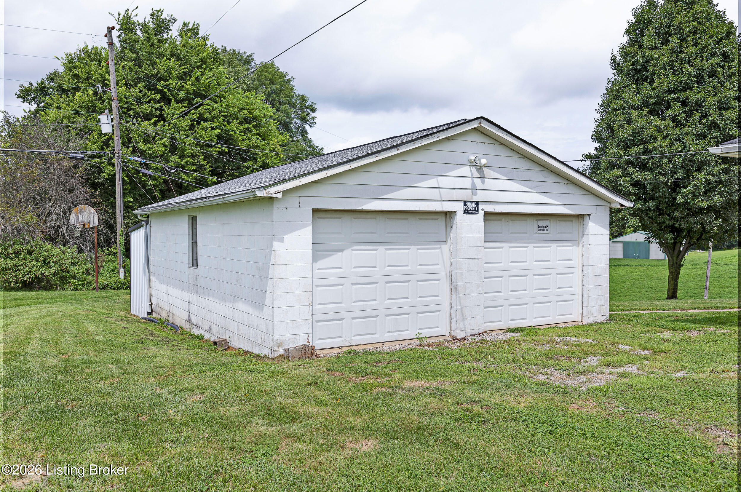 1255 Old Tunnell Mill Rd Property Photo 2