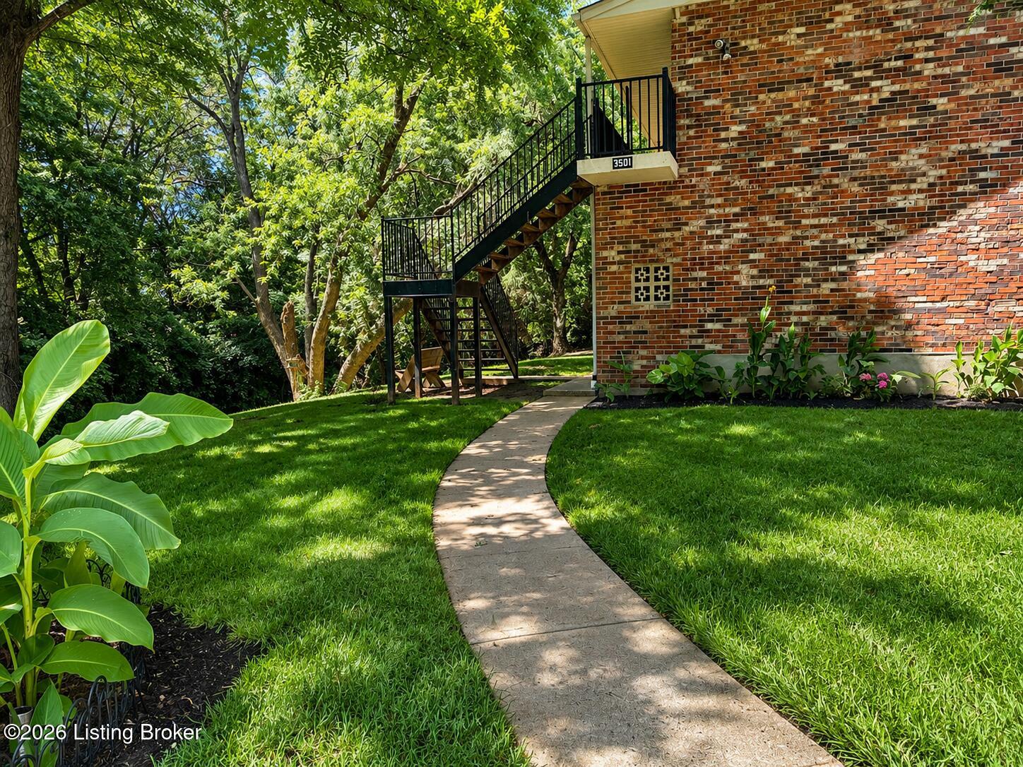 3501 Paragon Ct Unit 30 Property Photo 2