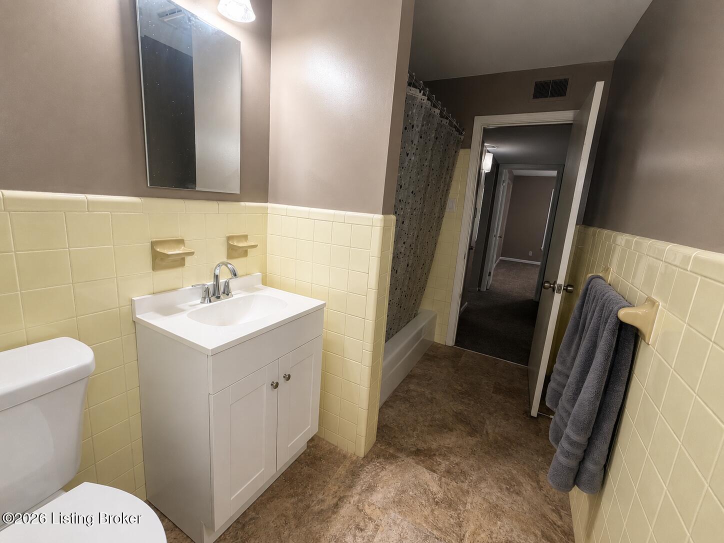 3501 Paragon Ct Unit 30 Property Photo 8