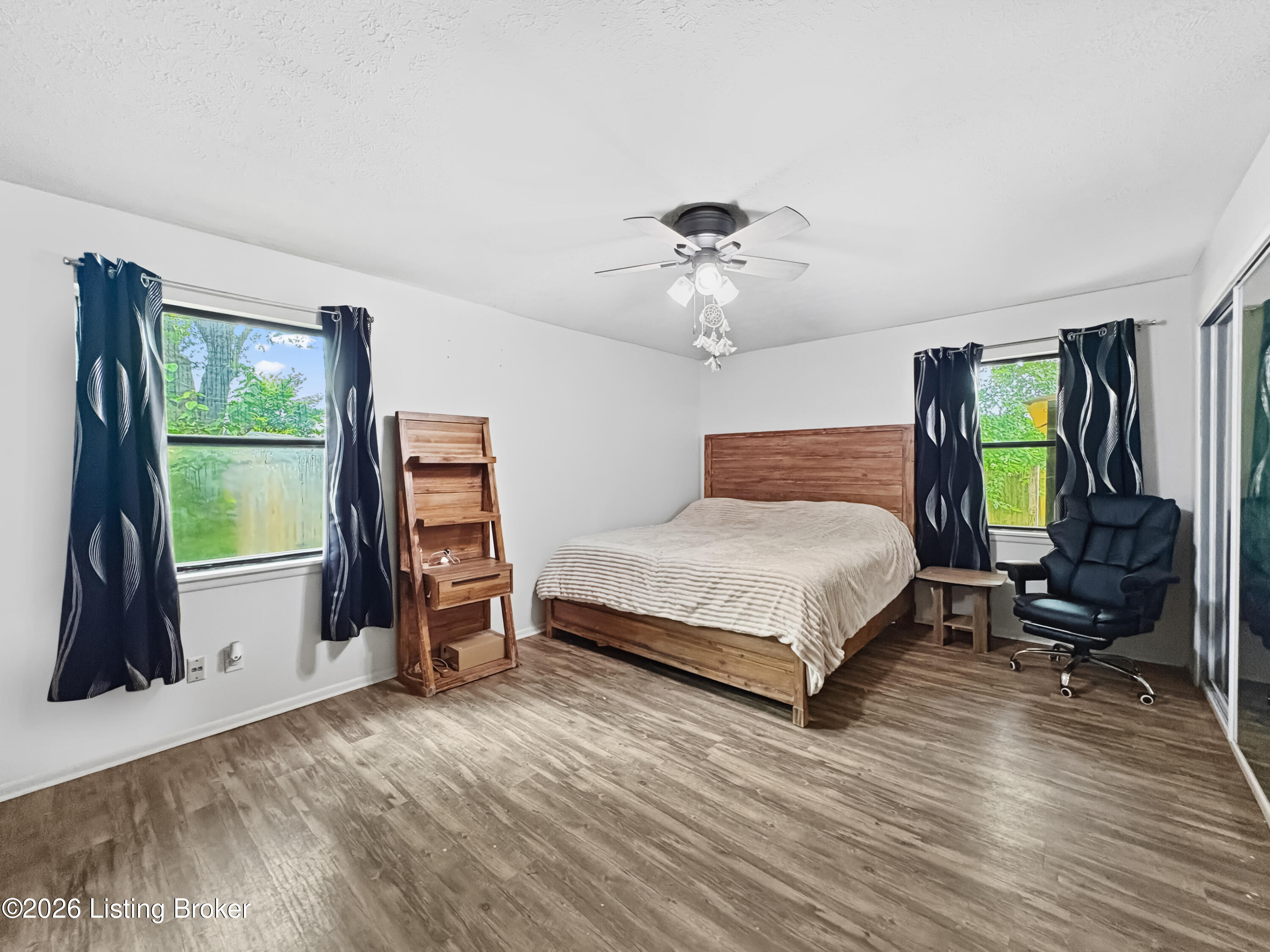 4906 Lesabre Dr Property Photo 15