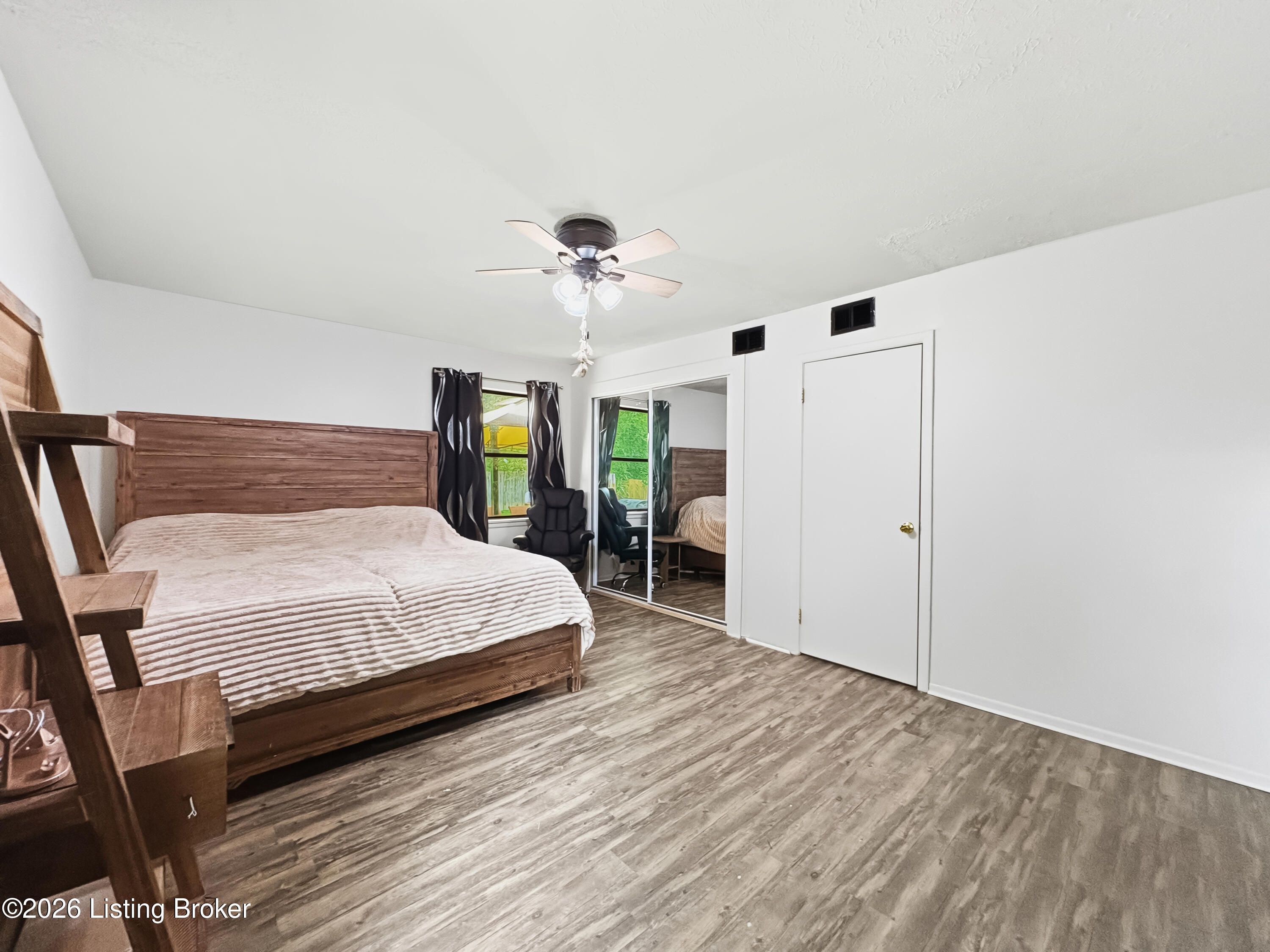 4906 Lesabre Dr Property Photo 16
