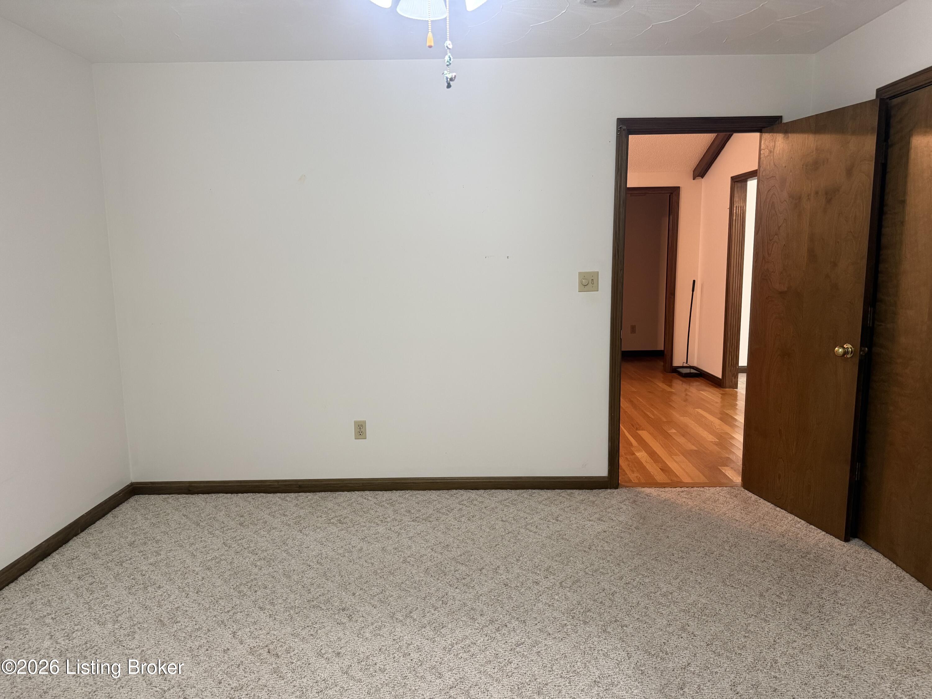 1006 Windrift Ct Property Photo 19
