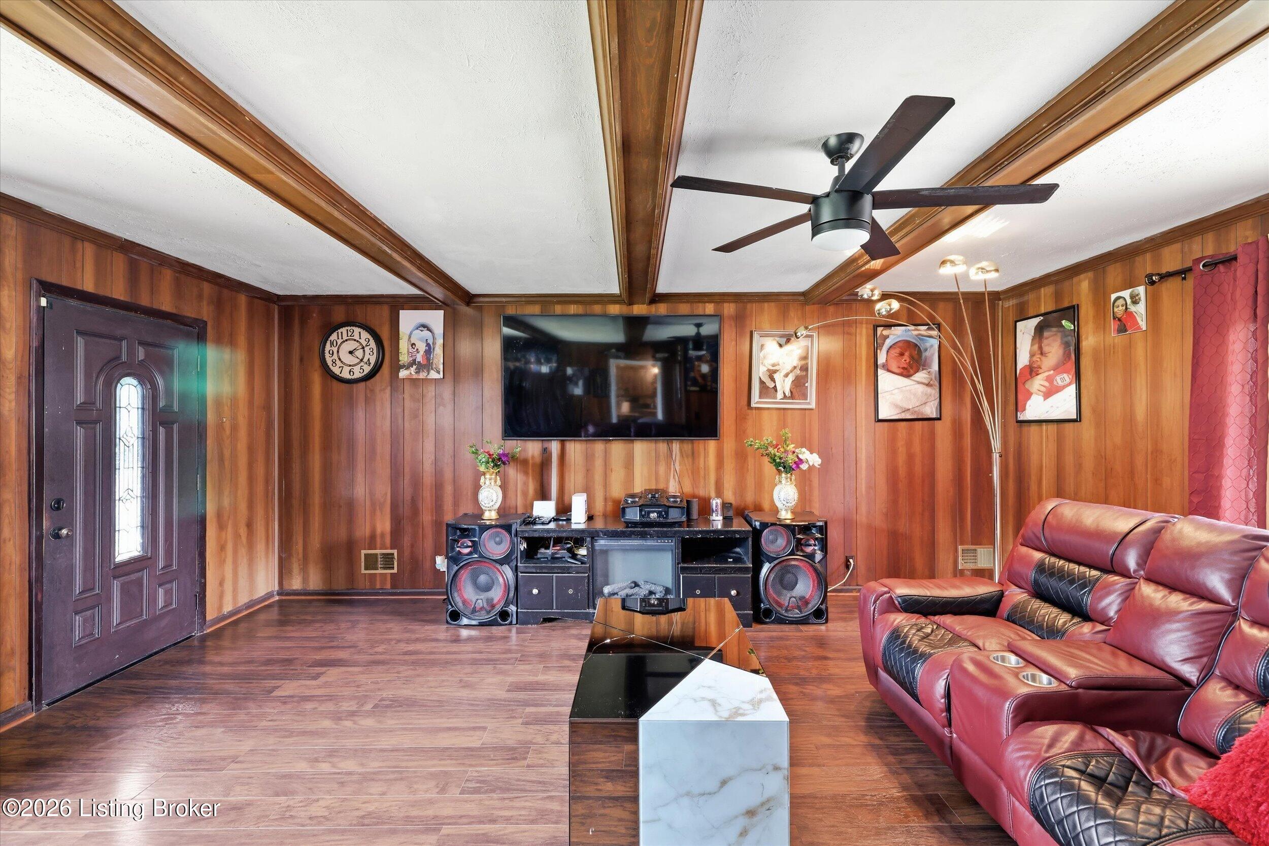 8301 Siesta Way Property Photo 11