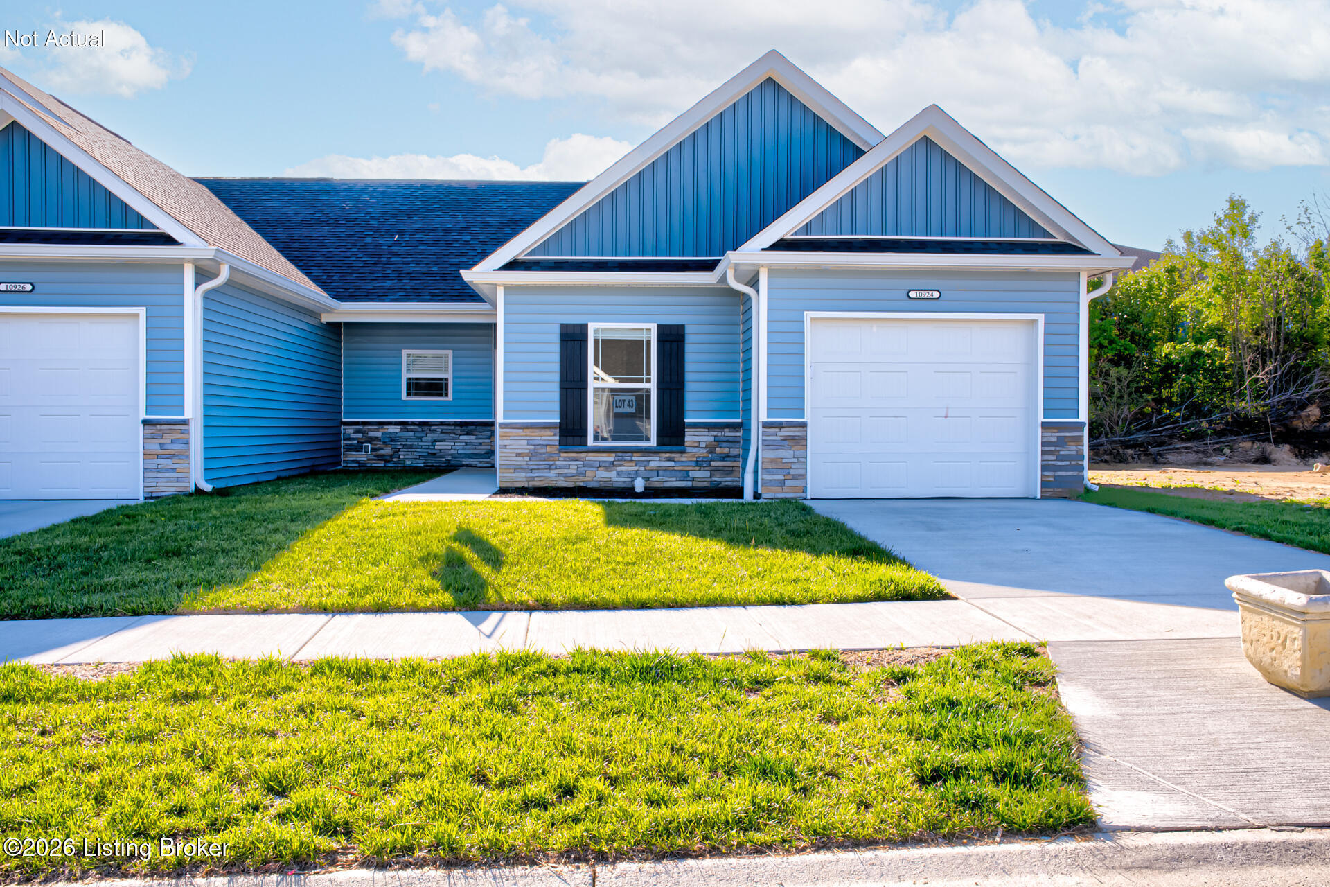 10905 Brookley Dr Property Photo 1