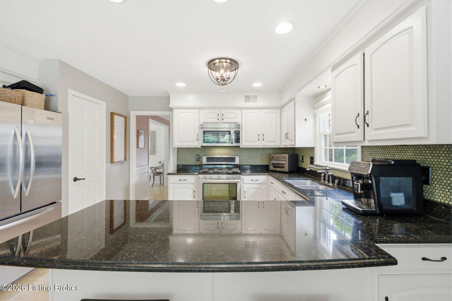 3410 Broeck Pointe Cir Property Photo 17