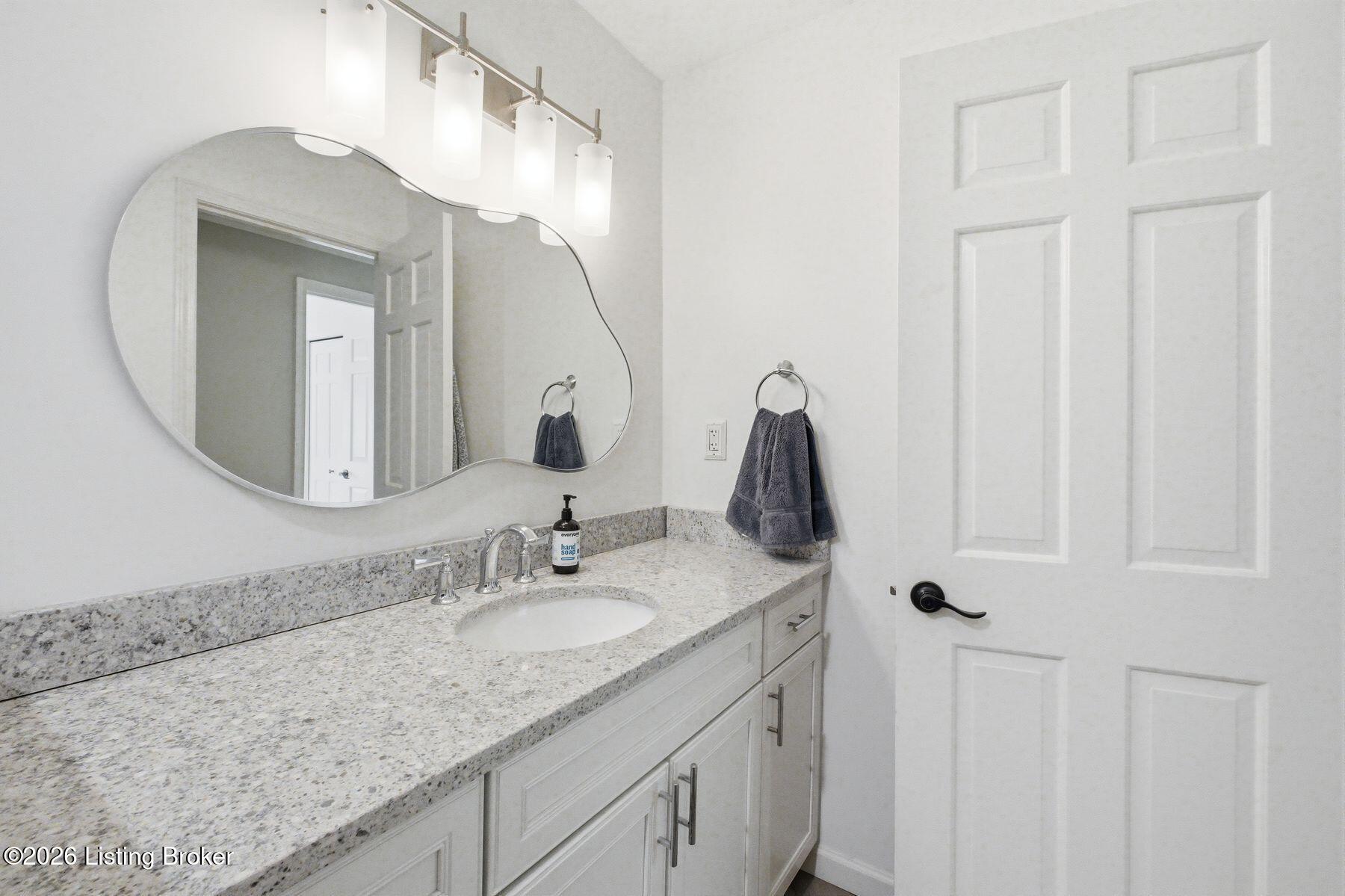 3410 Broeck Pointe Cir Property Photo 27