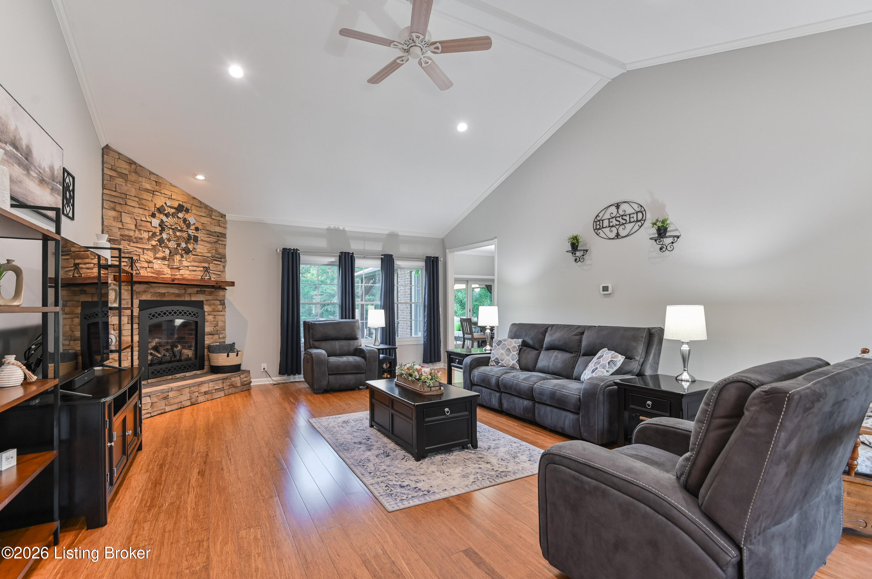 236 Silverview Rd Property Photo 5
