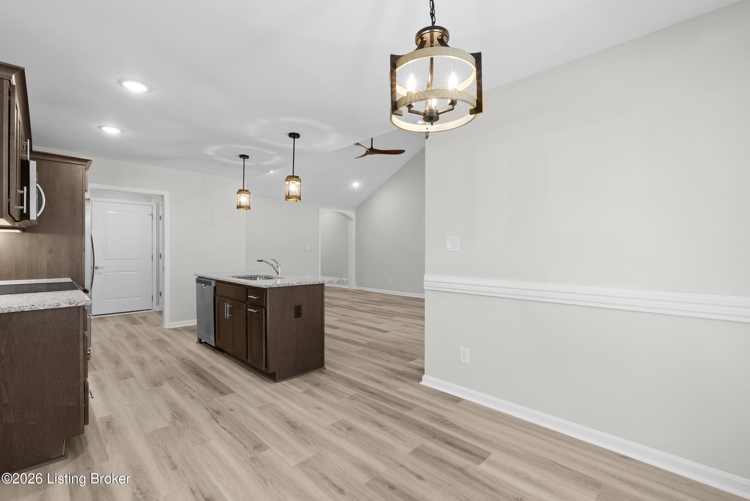 7812 Annalisa Dr Property Photo 27