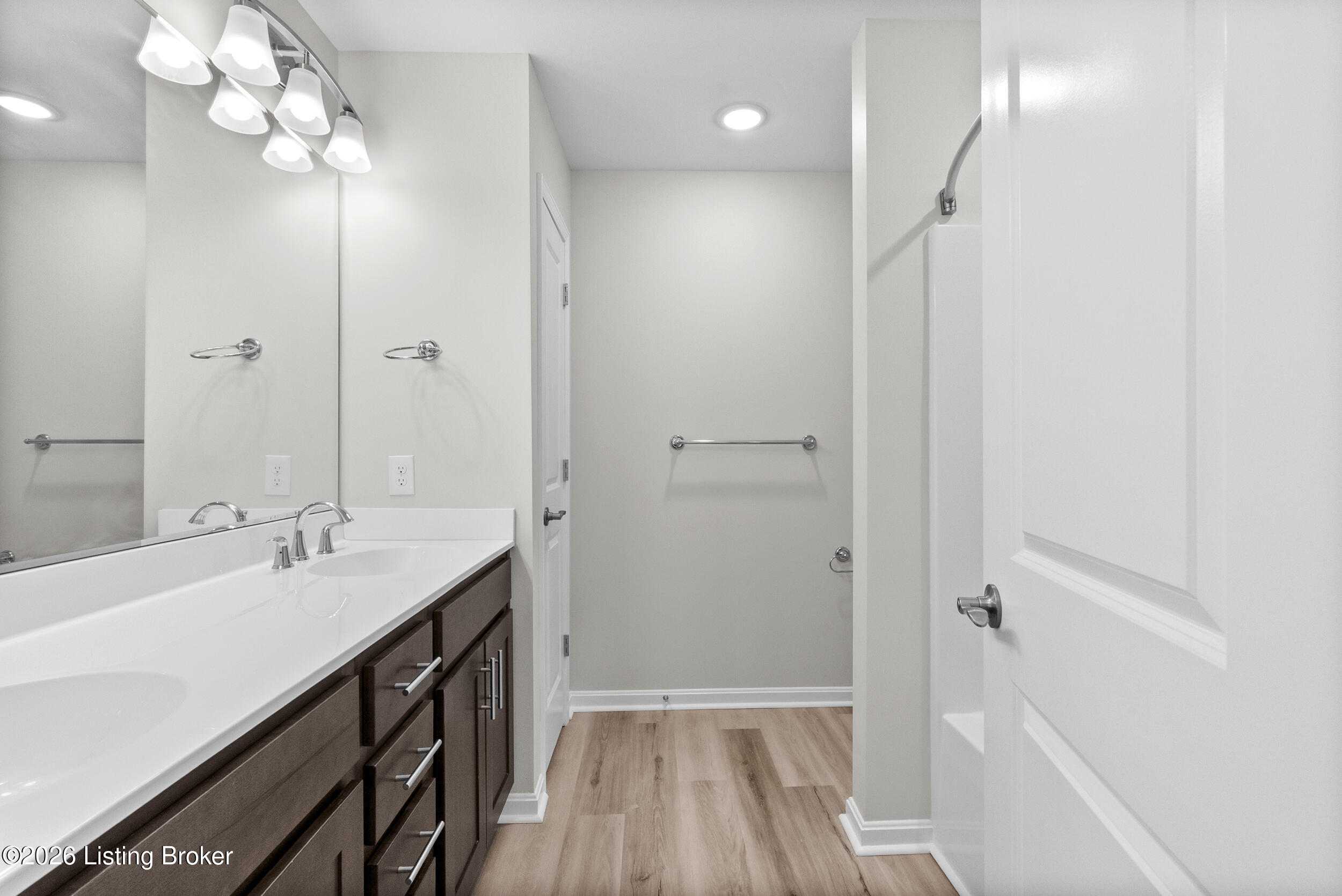 7812 Annalisa Dr Property Photo 34