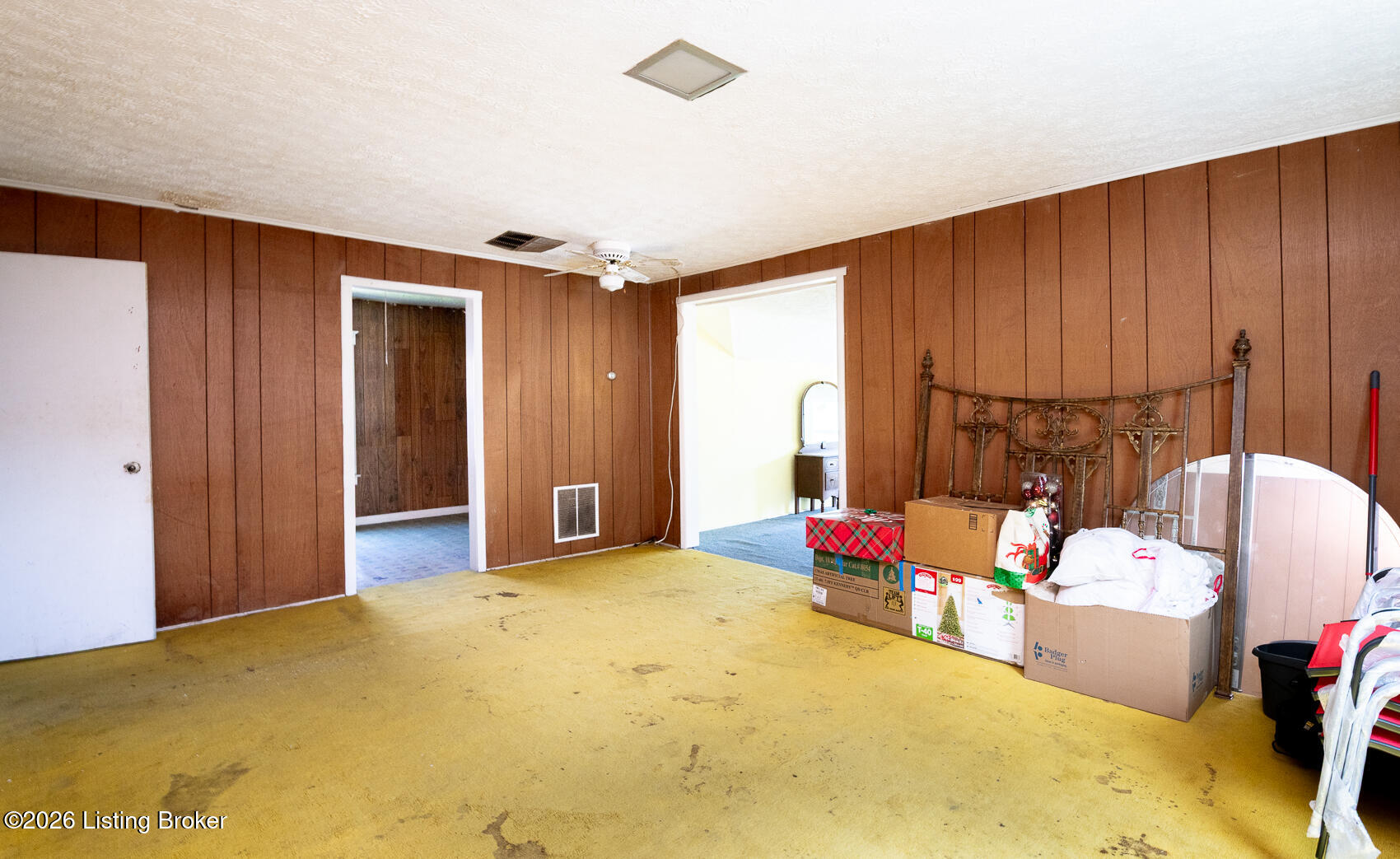636 Cecil Ave Property Photo 35