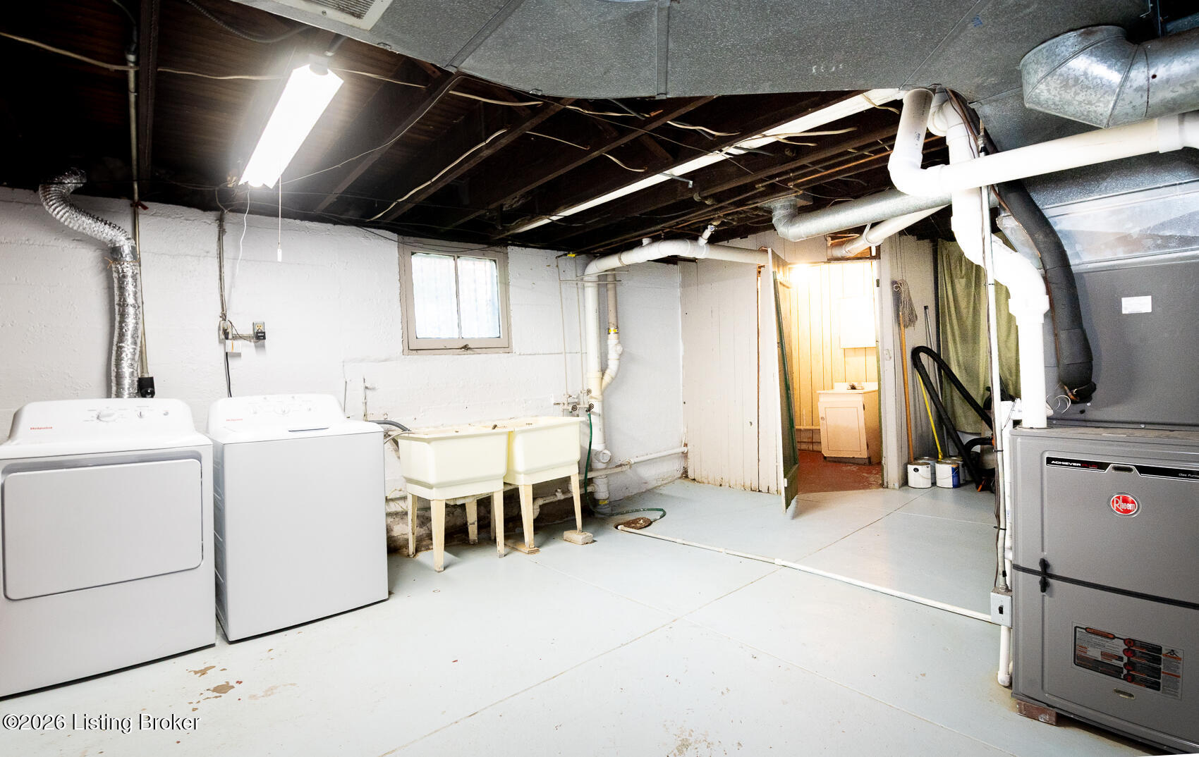 636 Cecil Ave Property Photo 43