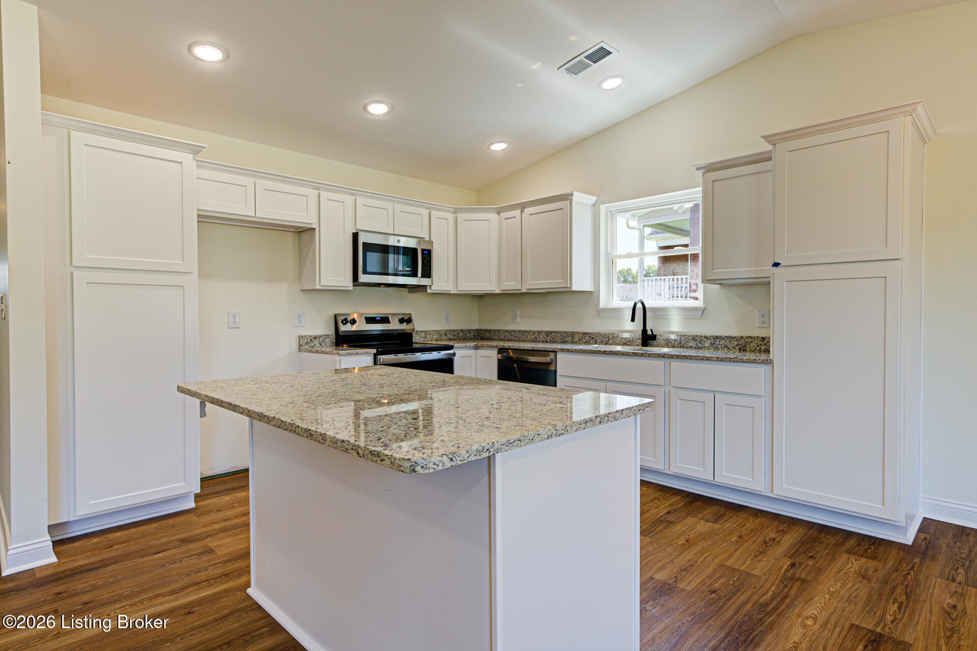 Lot 105 Heritage Way Property Photo 8