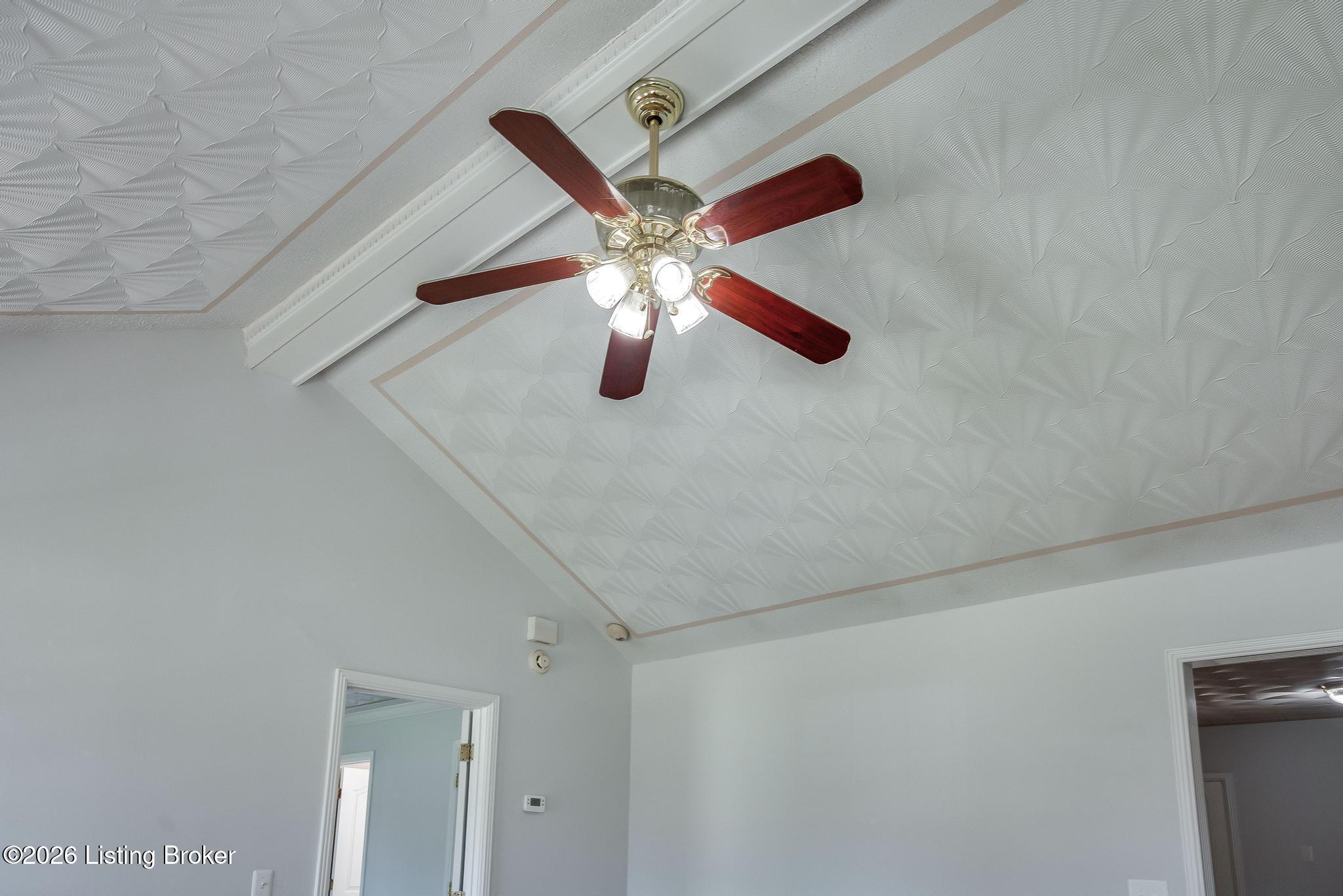 633 River Oaks Dr Property Photo 11