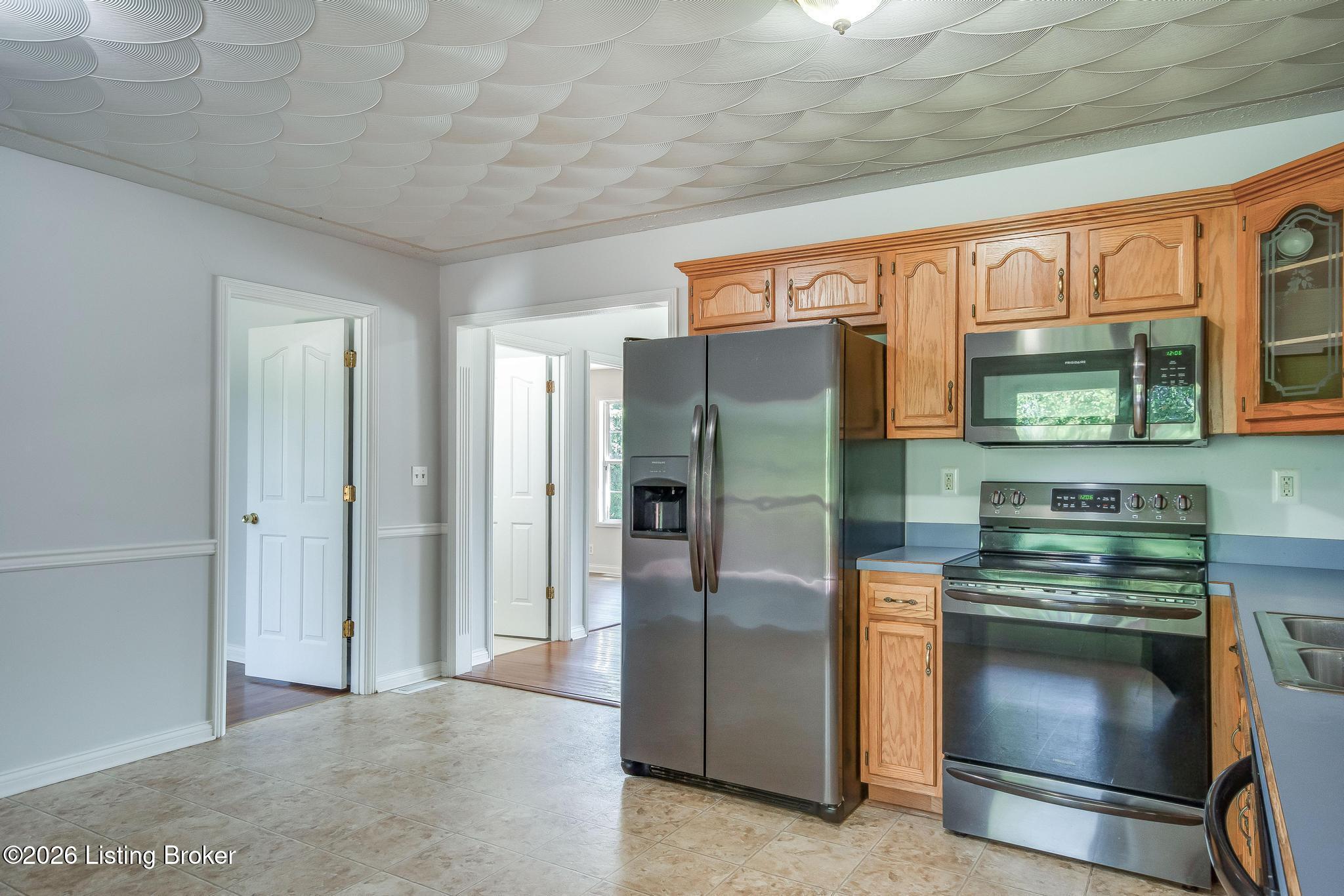 633 River Oaks Dr Property Photo 12