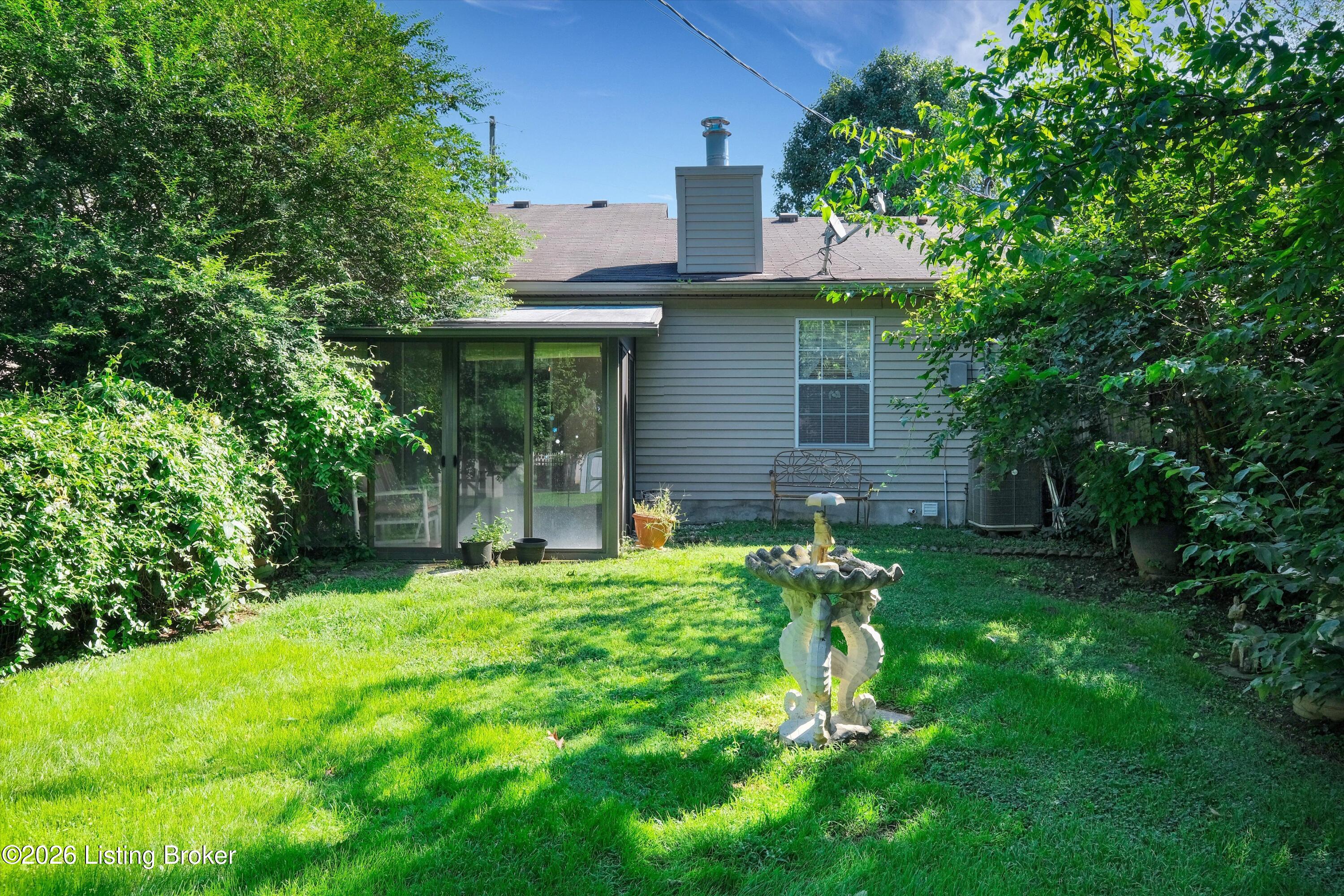 185 Beechtree Ln Property Photo 30