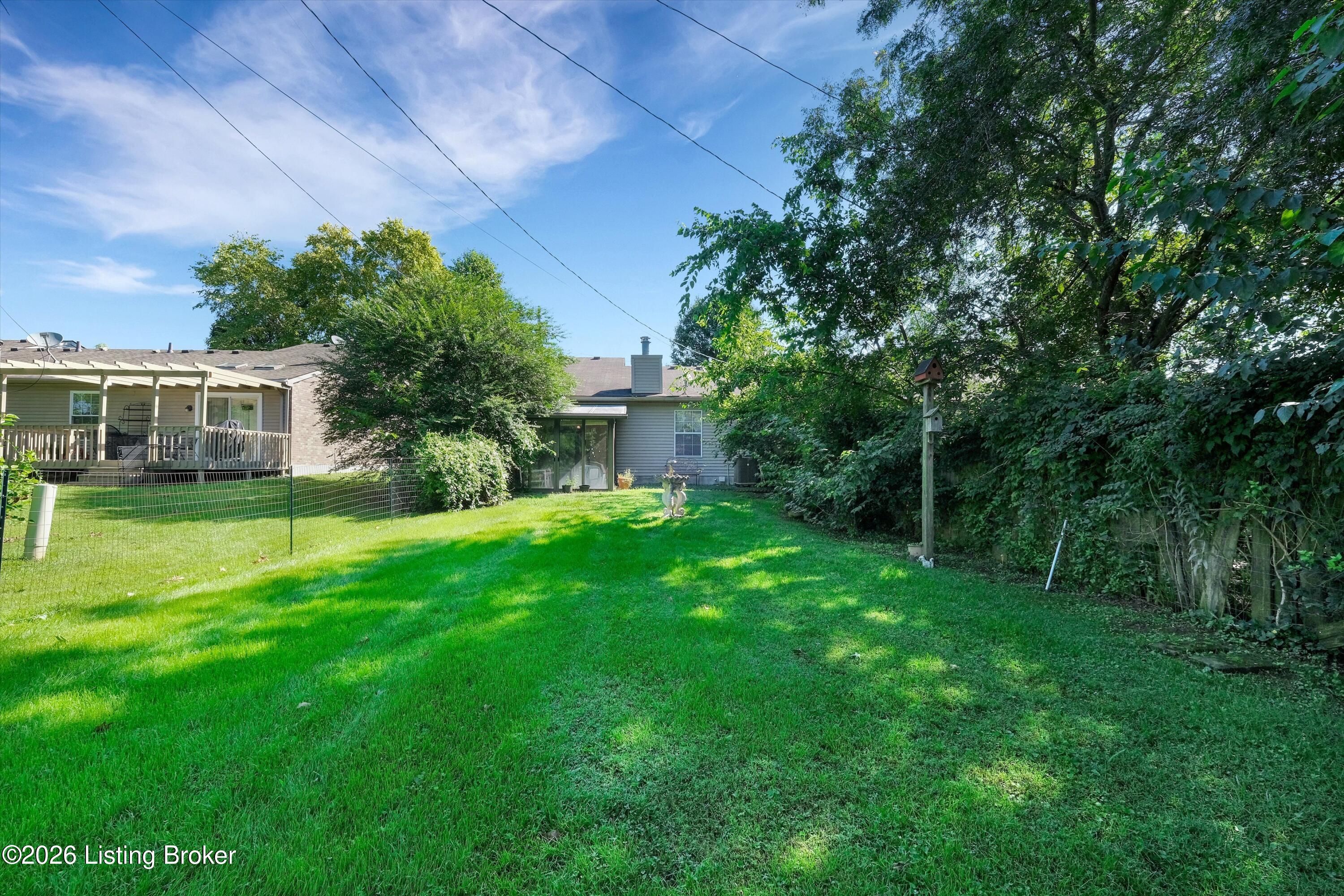 185 Beechtree Ln Property Photo 31