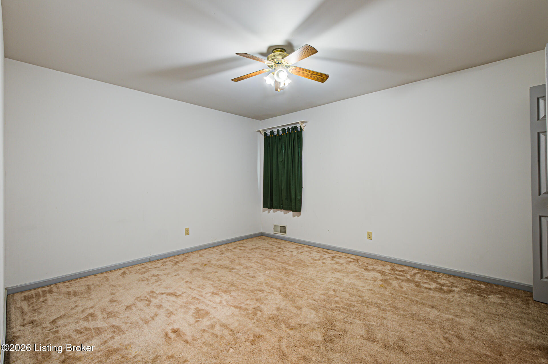 6500 Five Forks Dr Property Photo 26