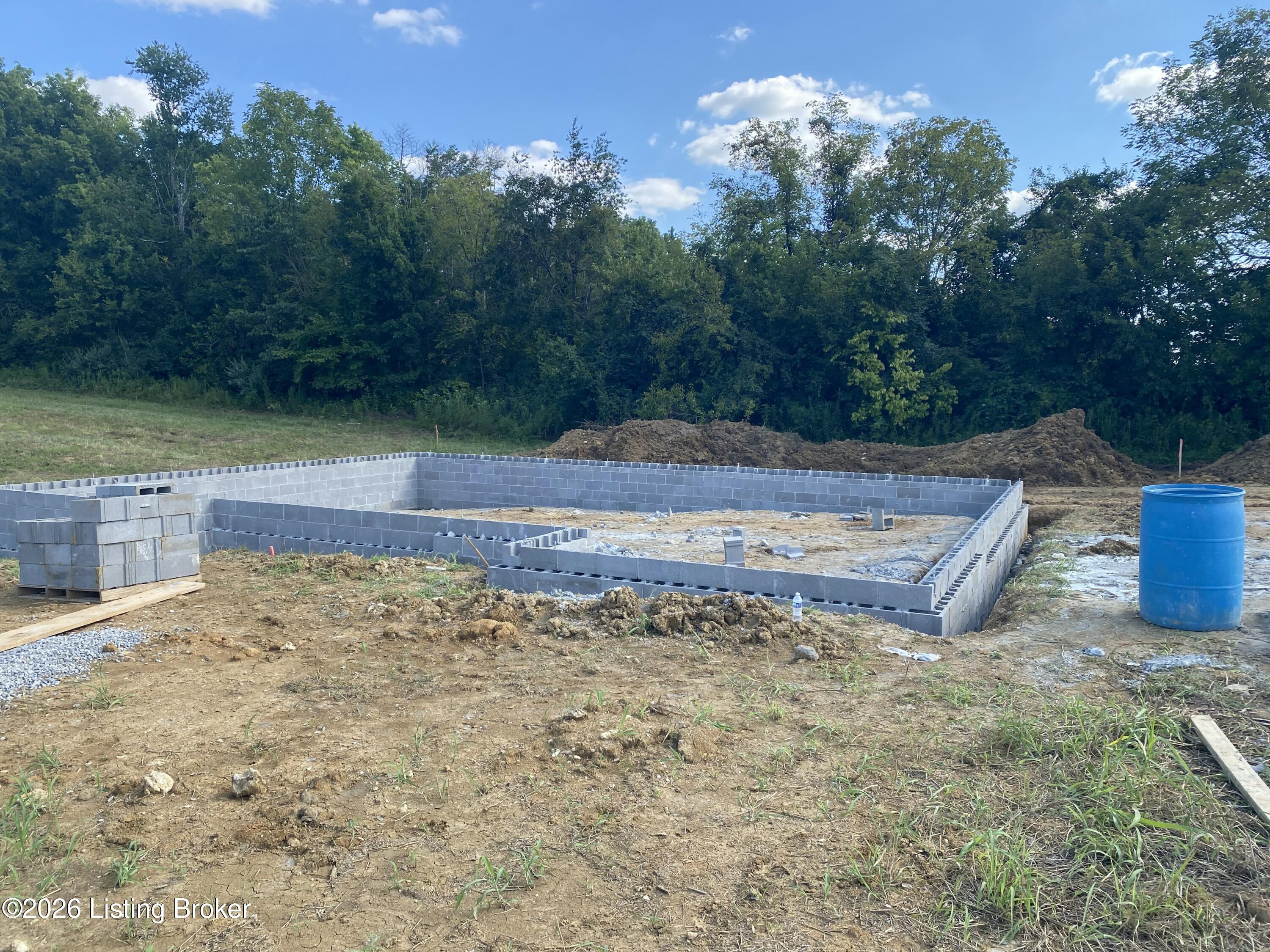 199 Tulip Dr Property Photo 1