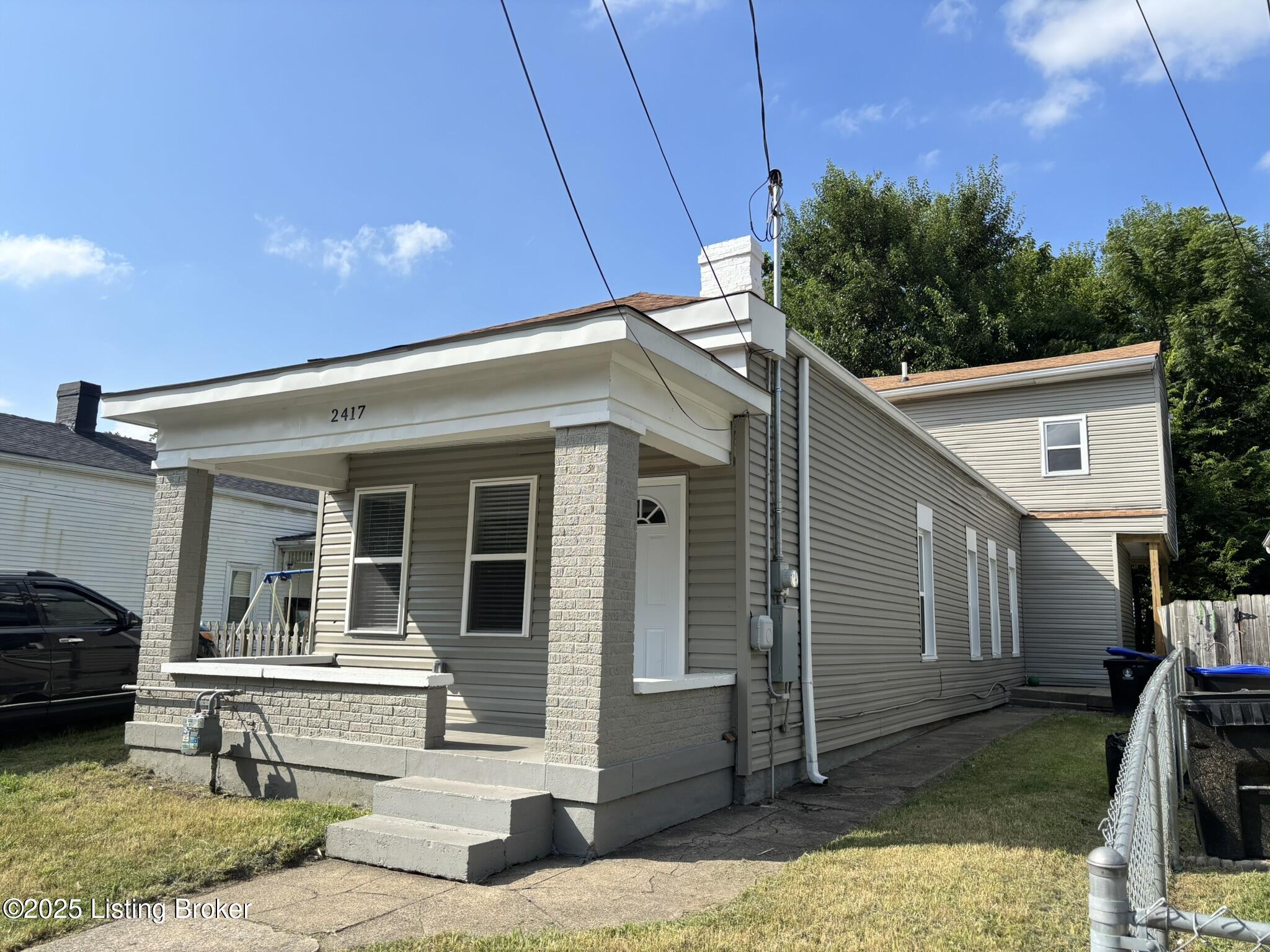 2417 Bank St Property Photo 2