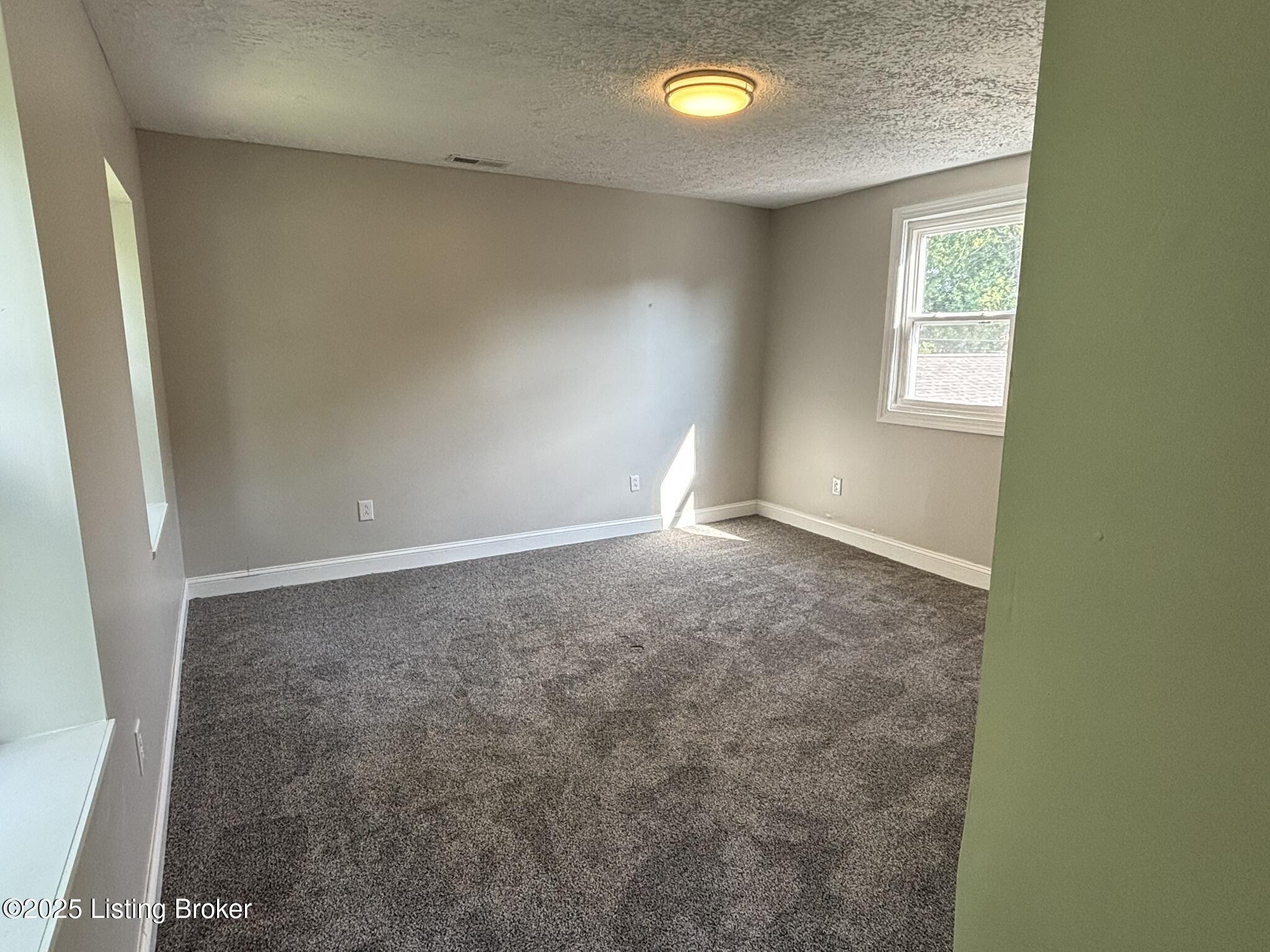 2417 Bank St Property Photo 33