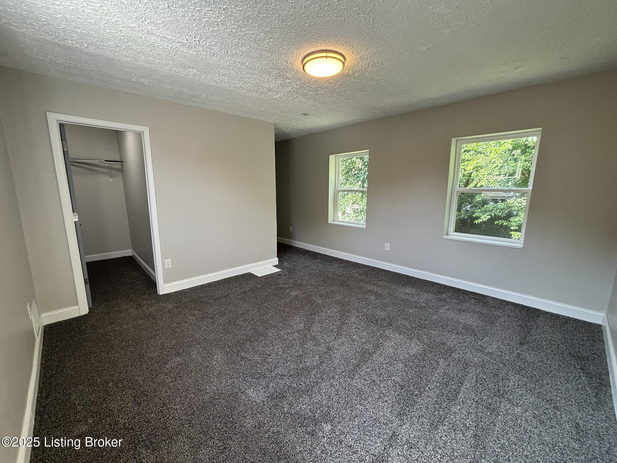2417 Bank St Property Photo 34