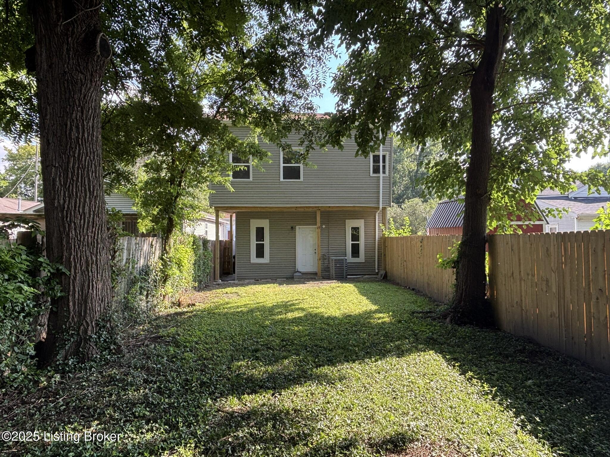 2417 Bank St Property Photo 40