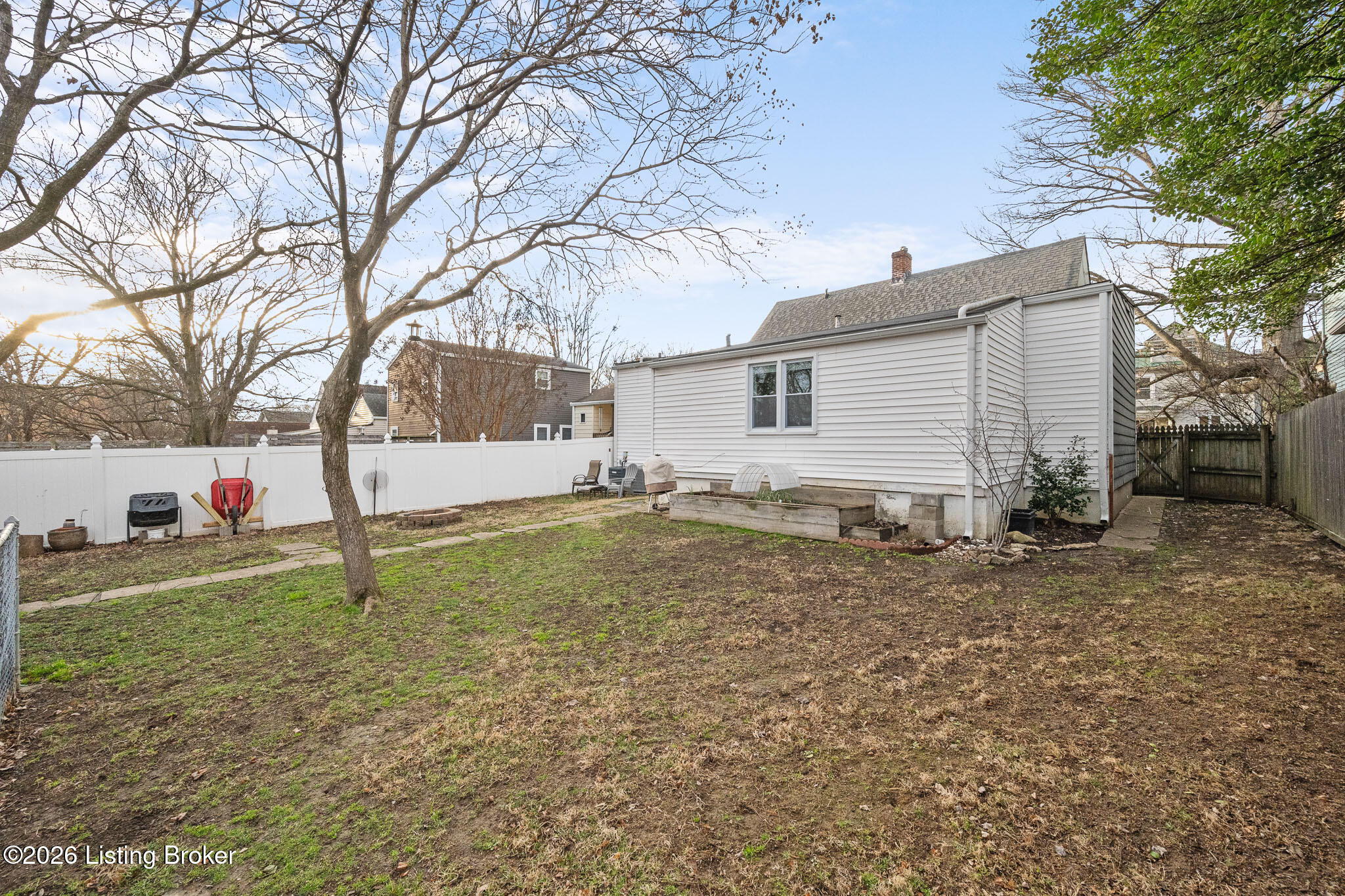 1820 Sherwood Ave 2 Property Photo 22
