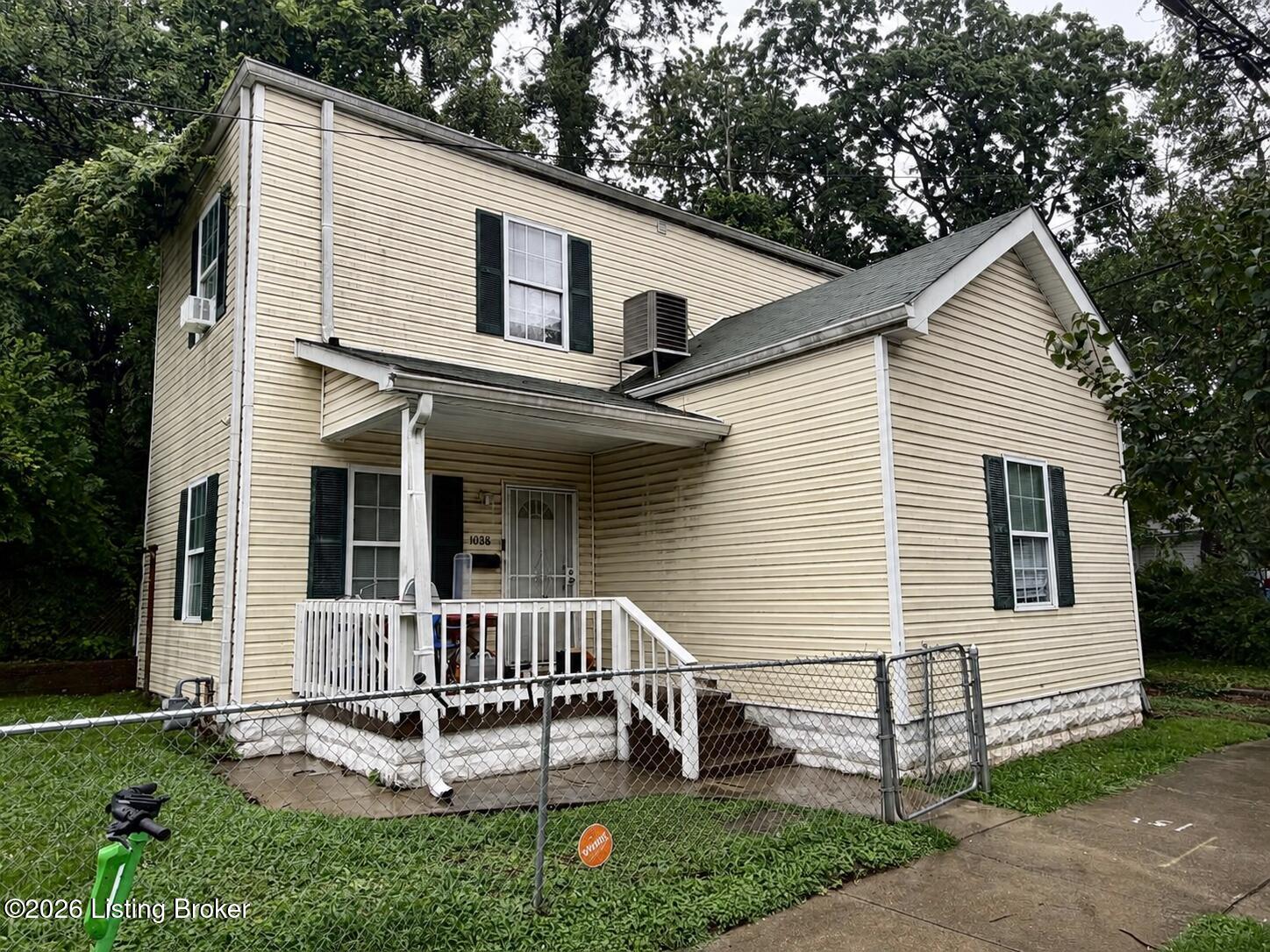 1038 S 17th St Property Photo 1
