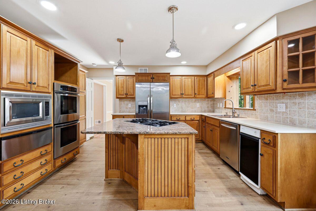 1904 Charbdin Pl Property Photo 4