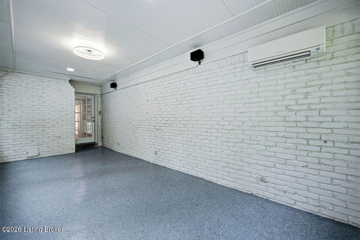 1904 Charbdin Pl Property Photo 32