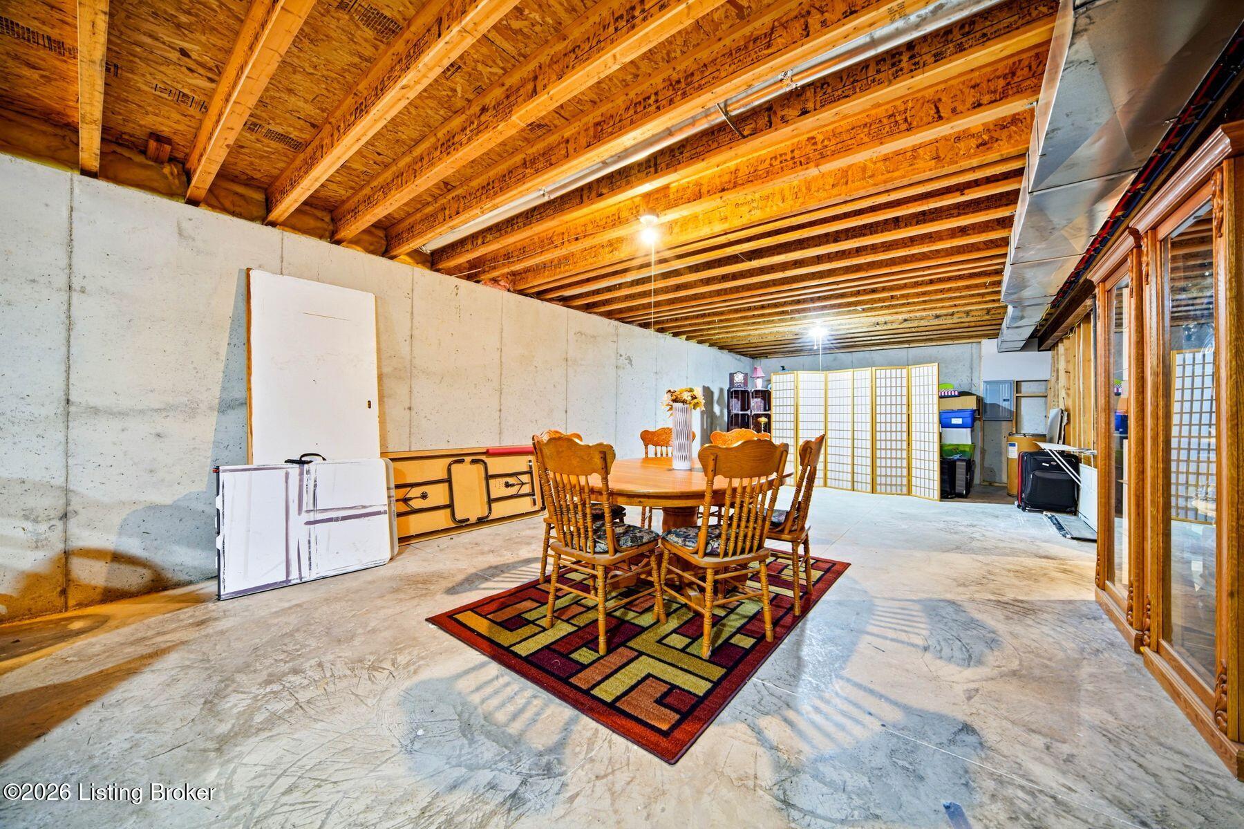 7711 Bridlewood Pl Property Photo 46
