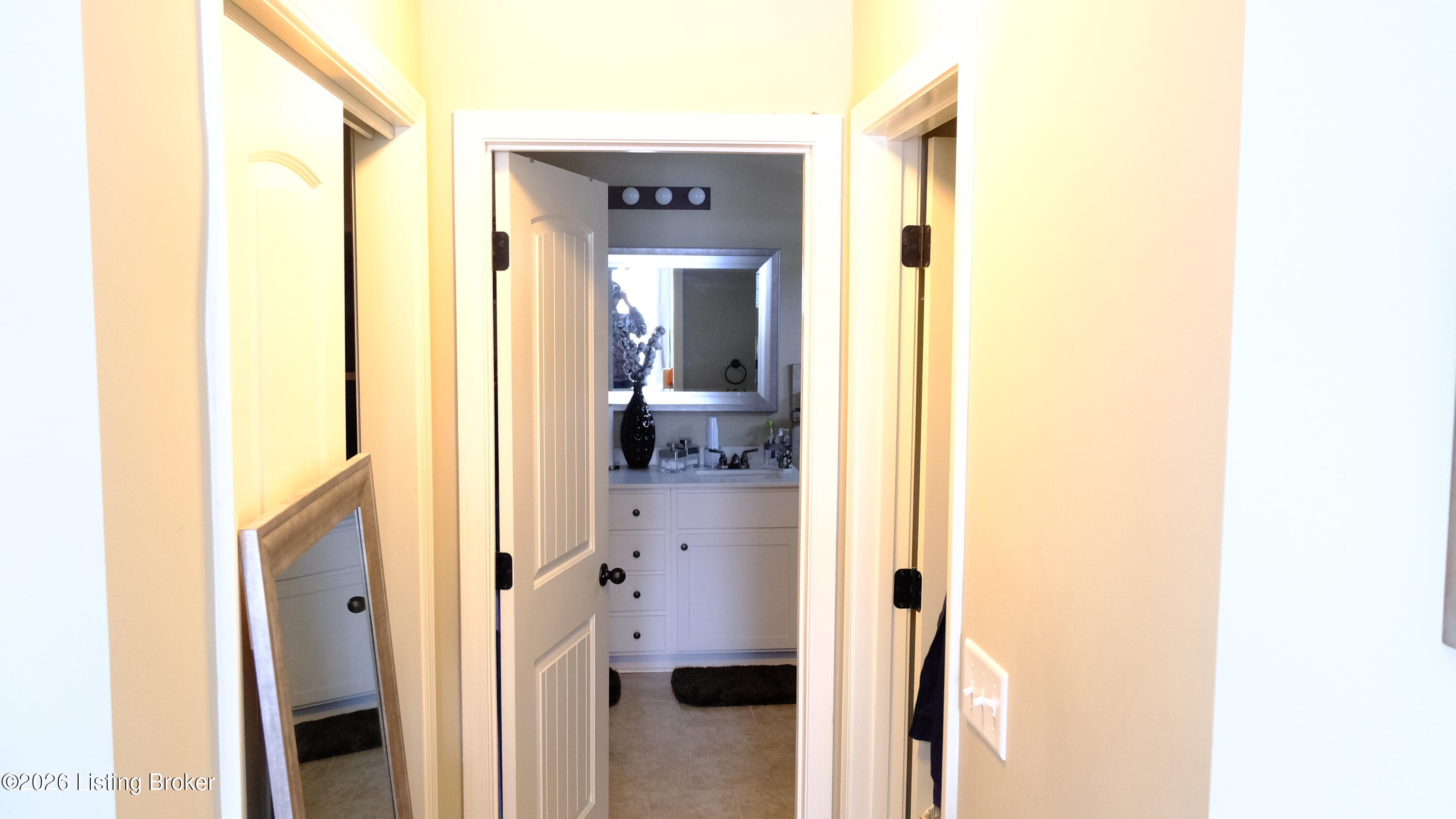 402 Lambrusco Way Property Photo 11