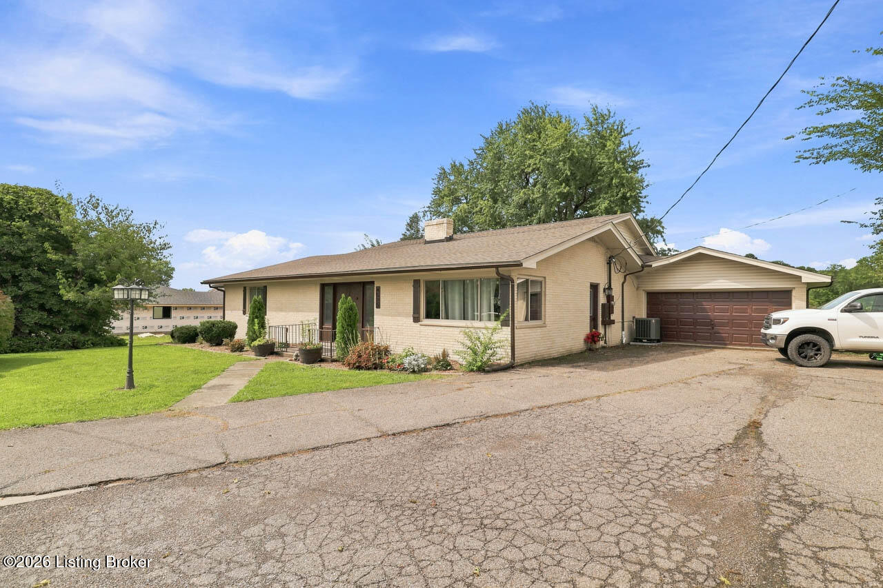 4525 Scottsville Rd Property Photo 46