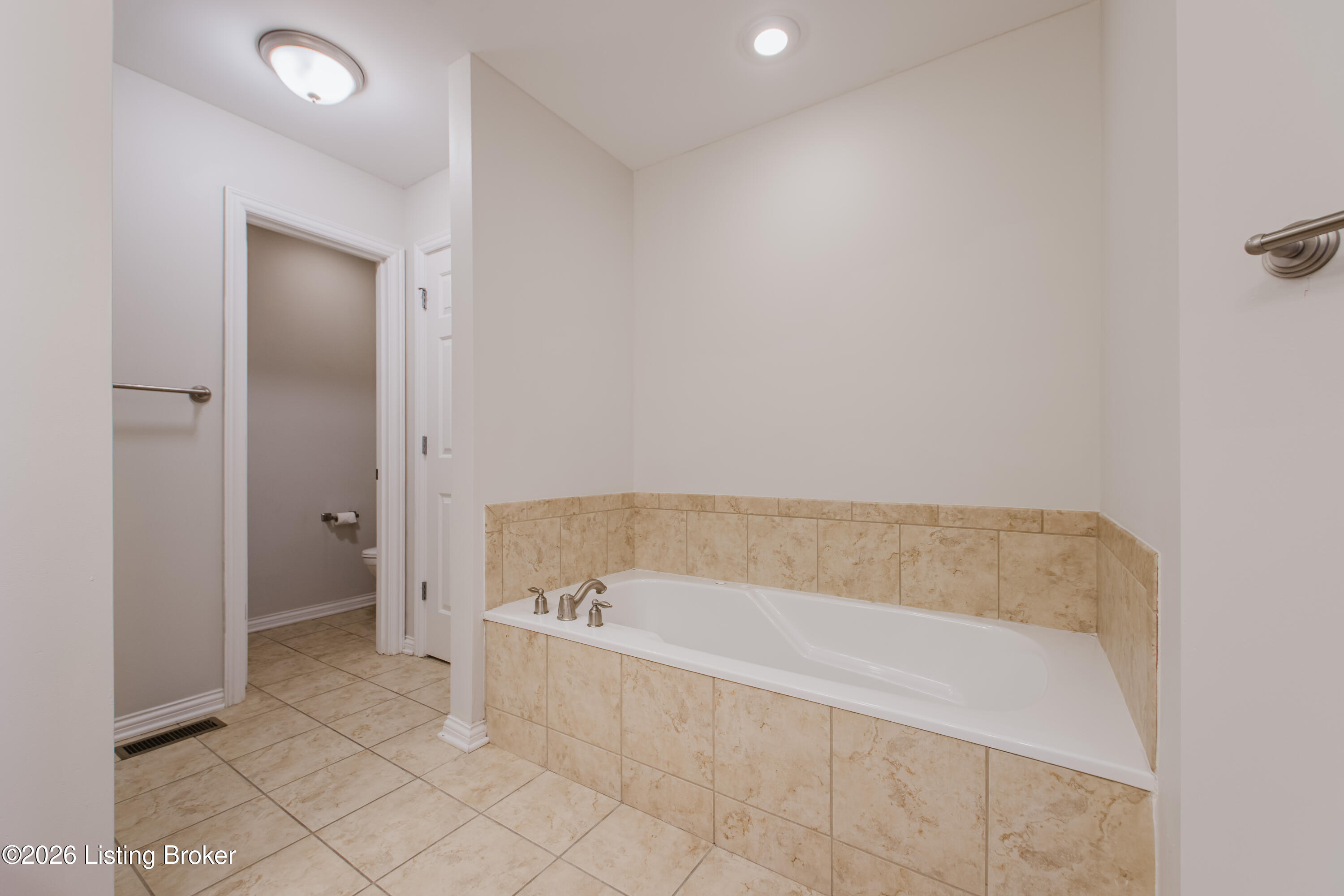 105 Legacy Ct A Property Photo 24