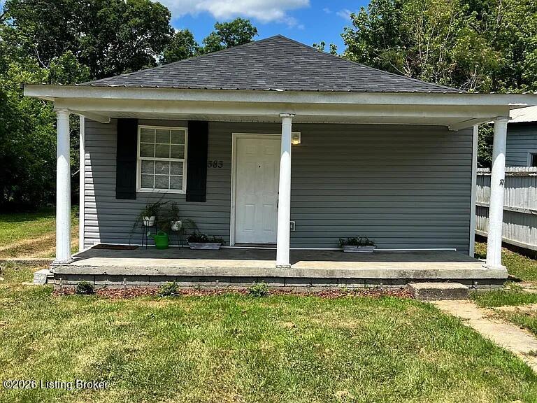 383 Railroad Ave Property Photo 1