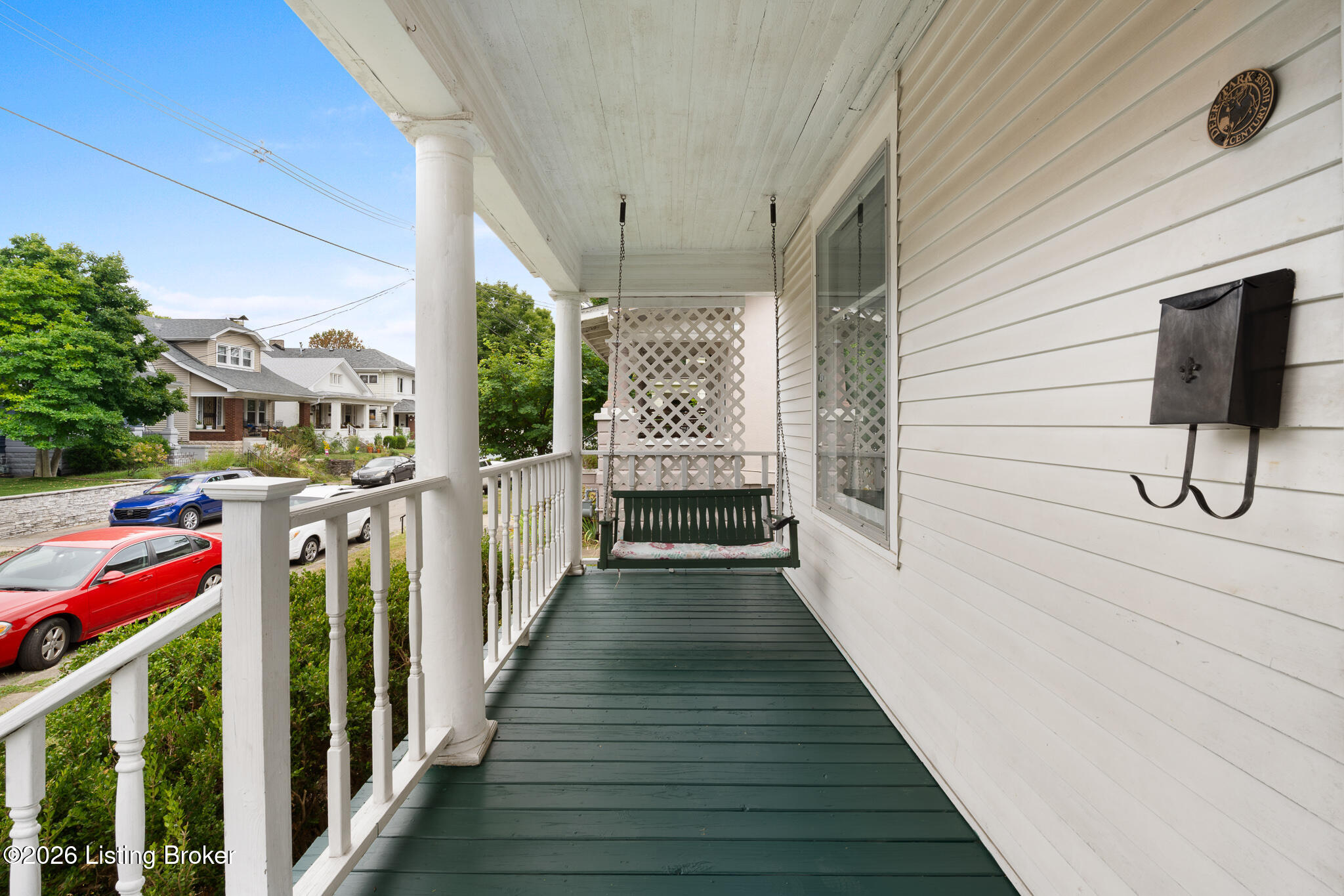 1919 Deerwood Ave Property Photo 3