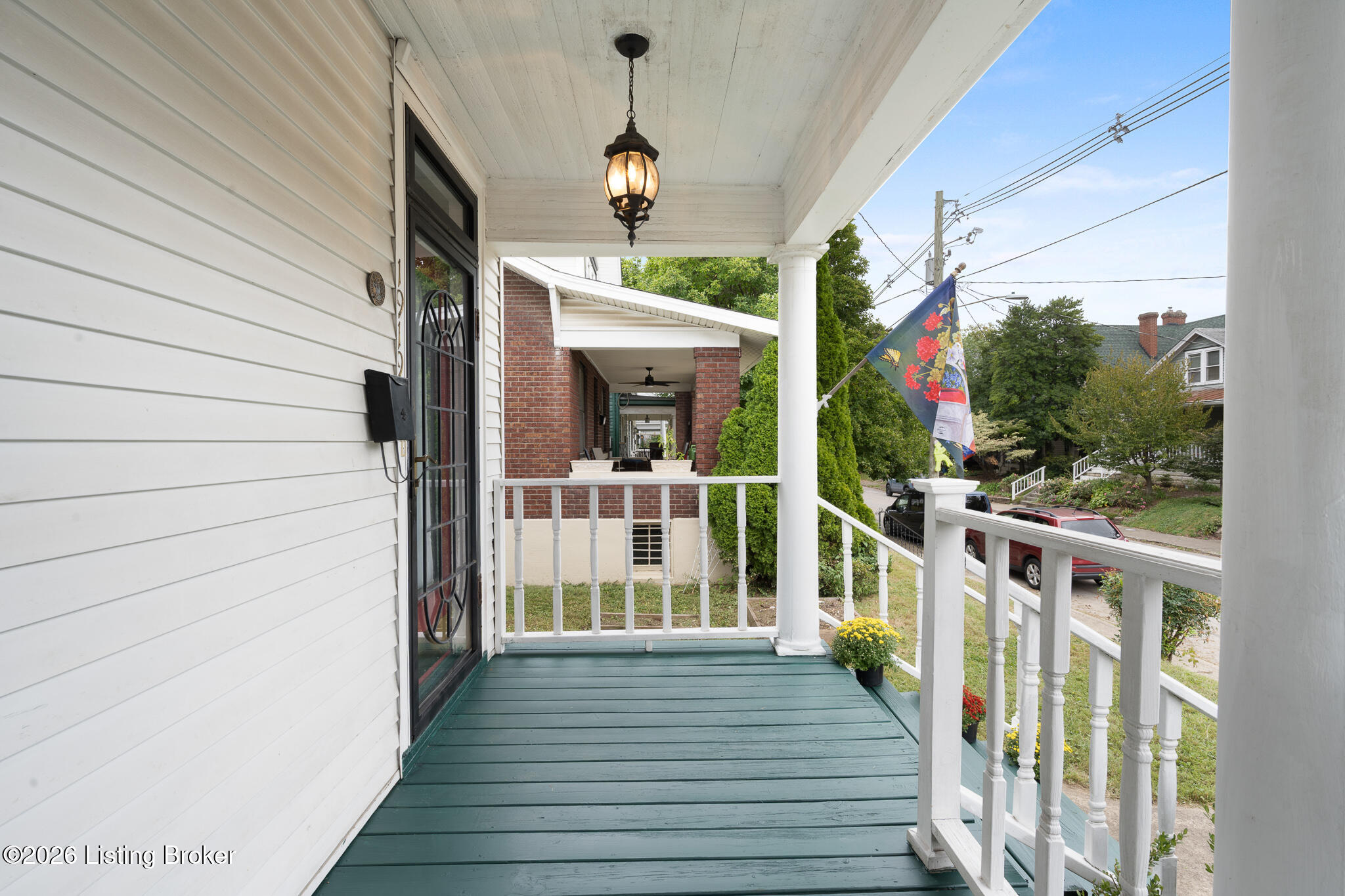 1919 Deerwood Ave Property Photo 4